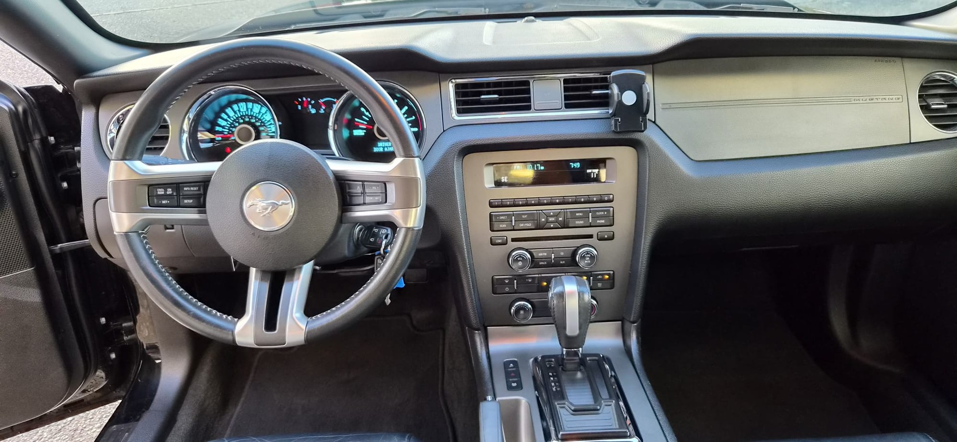 FORD MUSTANG-image-5