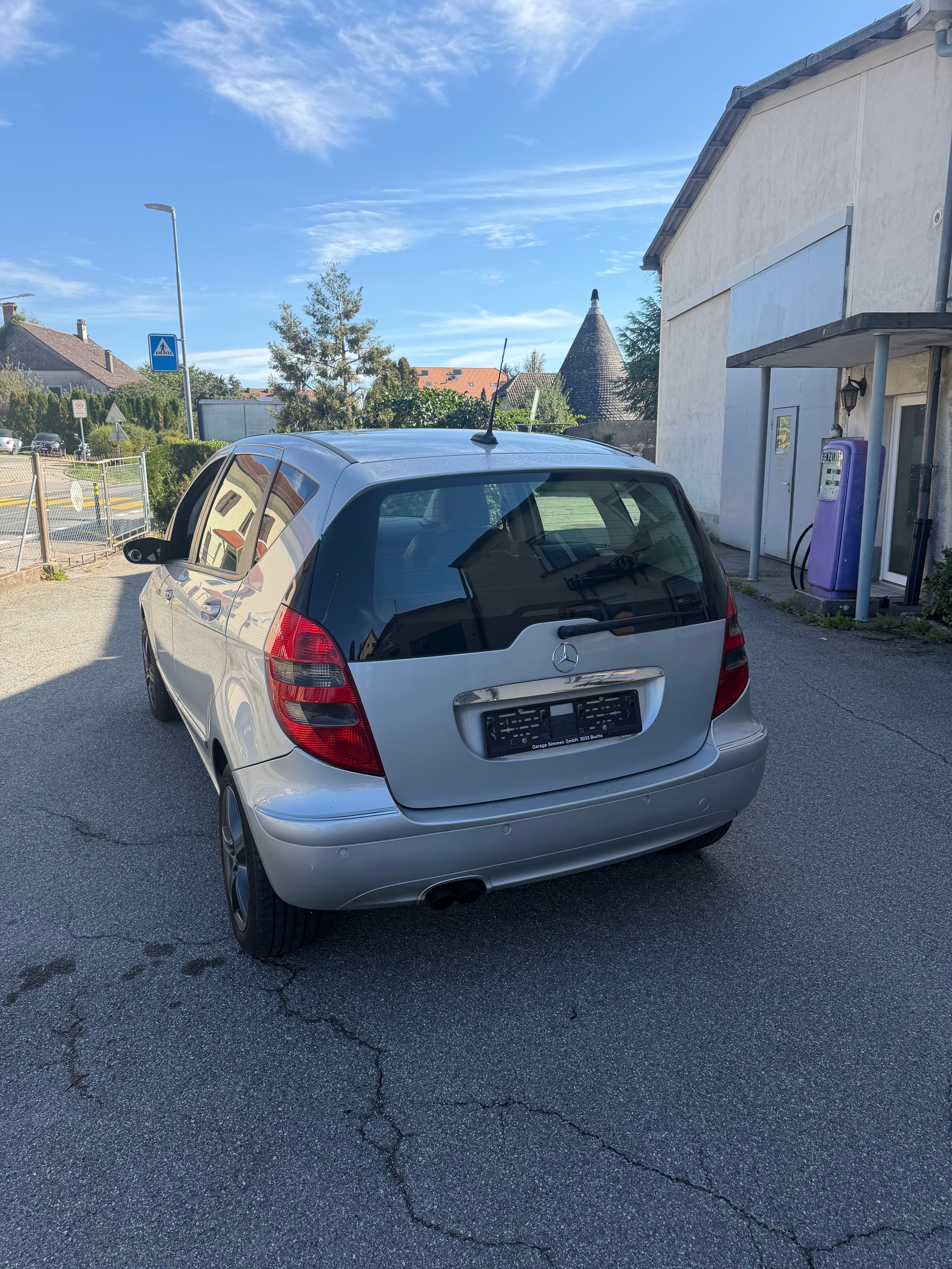 MERCEDES-BENZ A 200 T Avantgarde-showroom-element-3