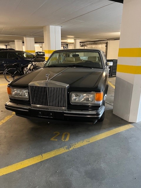 ROLLS-ROYCE Silver Spur II