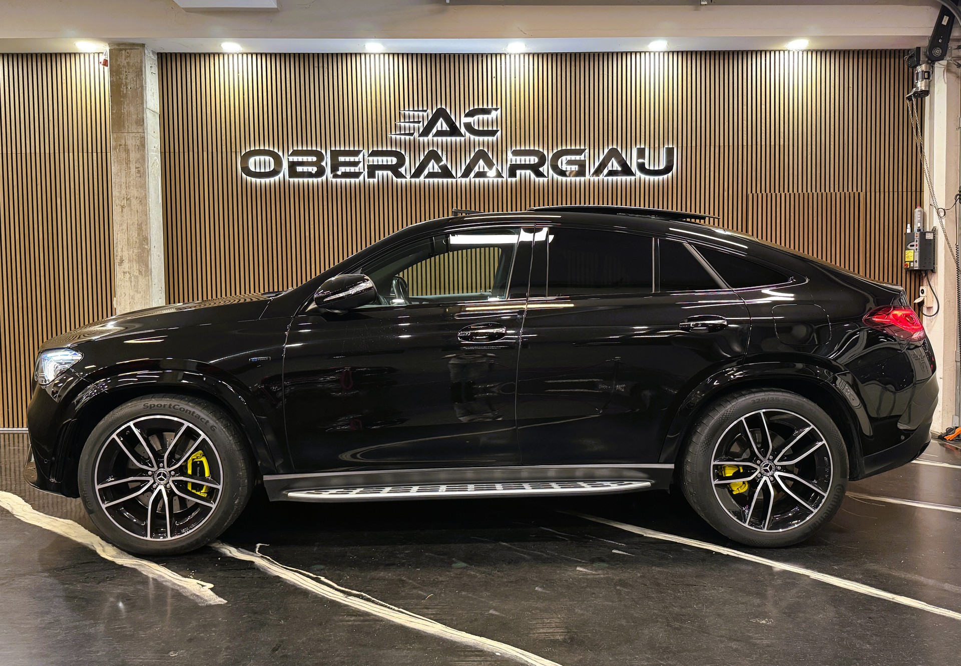 MERCEDES-BENZ GLE Coupé 350 de 4Matic 9G-Tronic-showroom-element-3