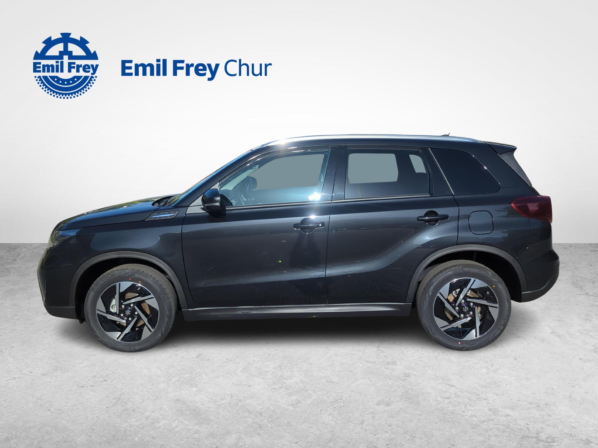 SUZUKI Vitara 1.4 T Compact Top Hybrid 4x4 / 1.99% Leasing-showroom-element-1