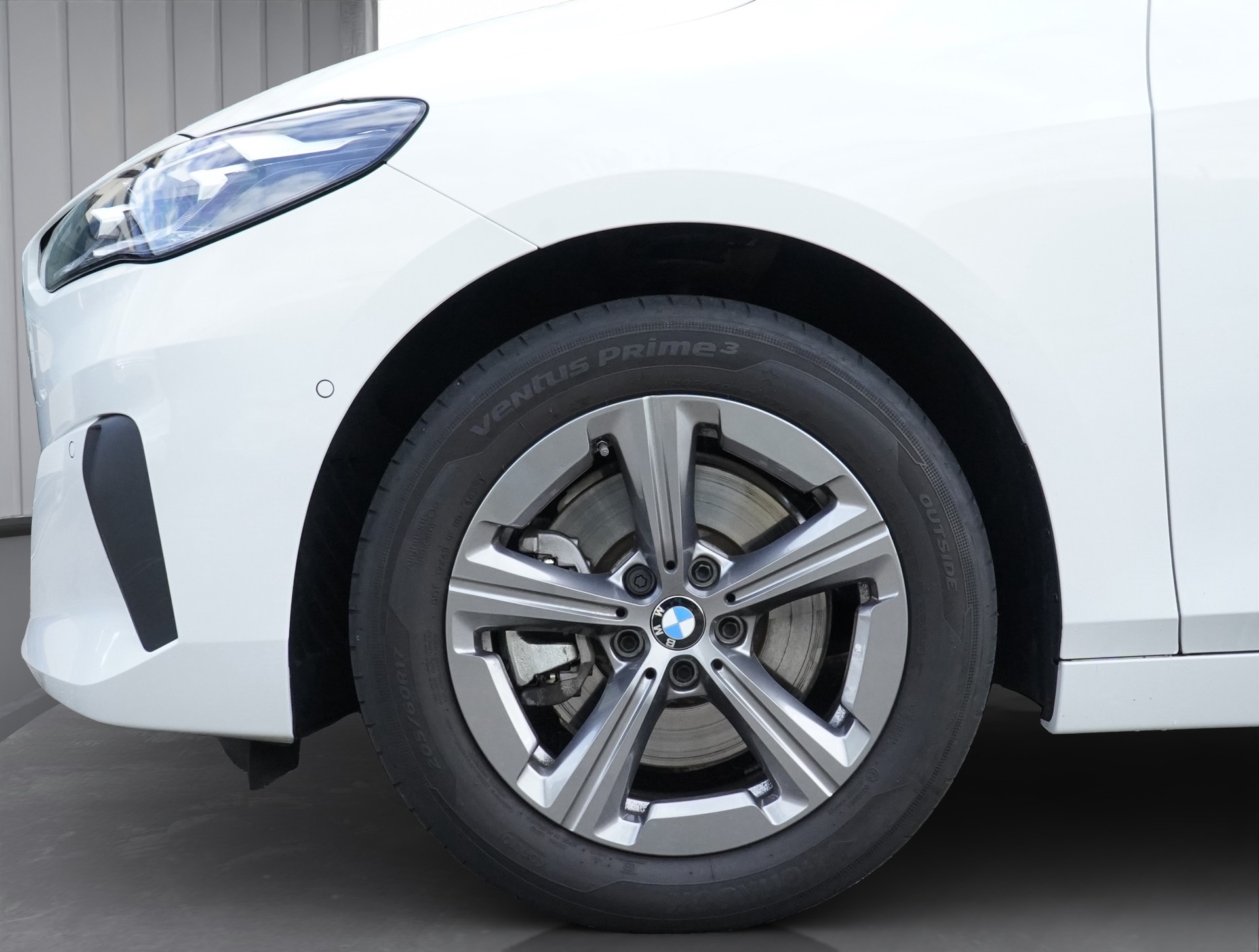 BMW 223d Active Tourer xDrive DKG *CH Fahrzeug/Werksgarantie/Gratis-Service/AHK*-image-7