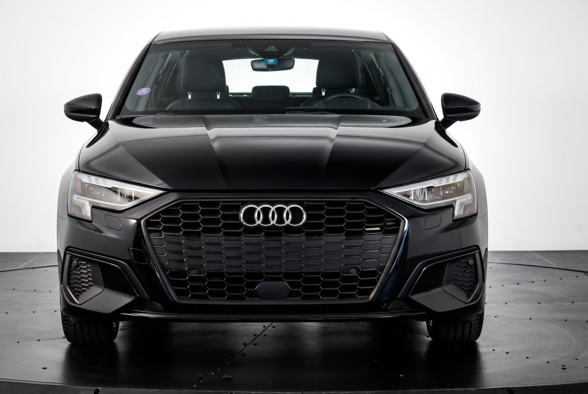AUDI A3 Sportback 35 TFSI Audi drive select / Smartphone interface / Non-fumeur-showroom-element-1