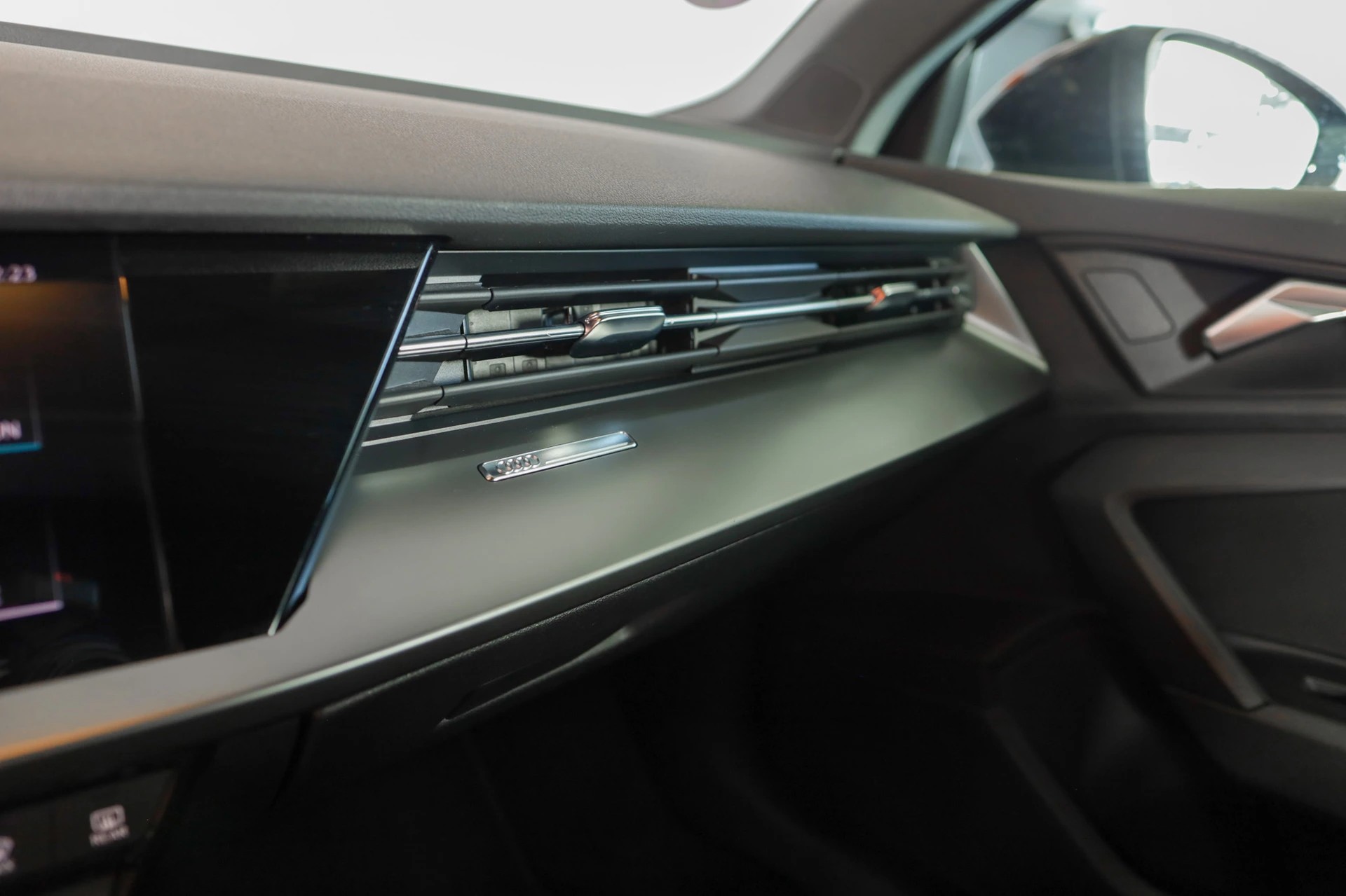 AUDI A3 Sportback 35 TFSI Audi drive select / Smartphone interface / Non-fumeur-image-10