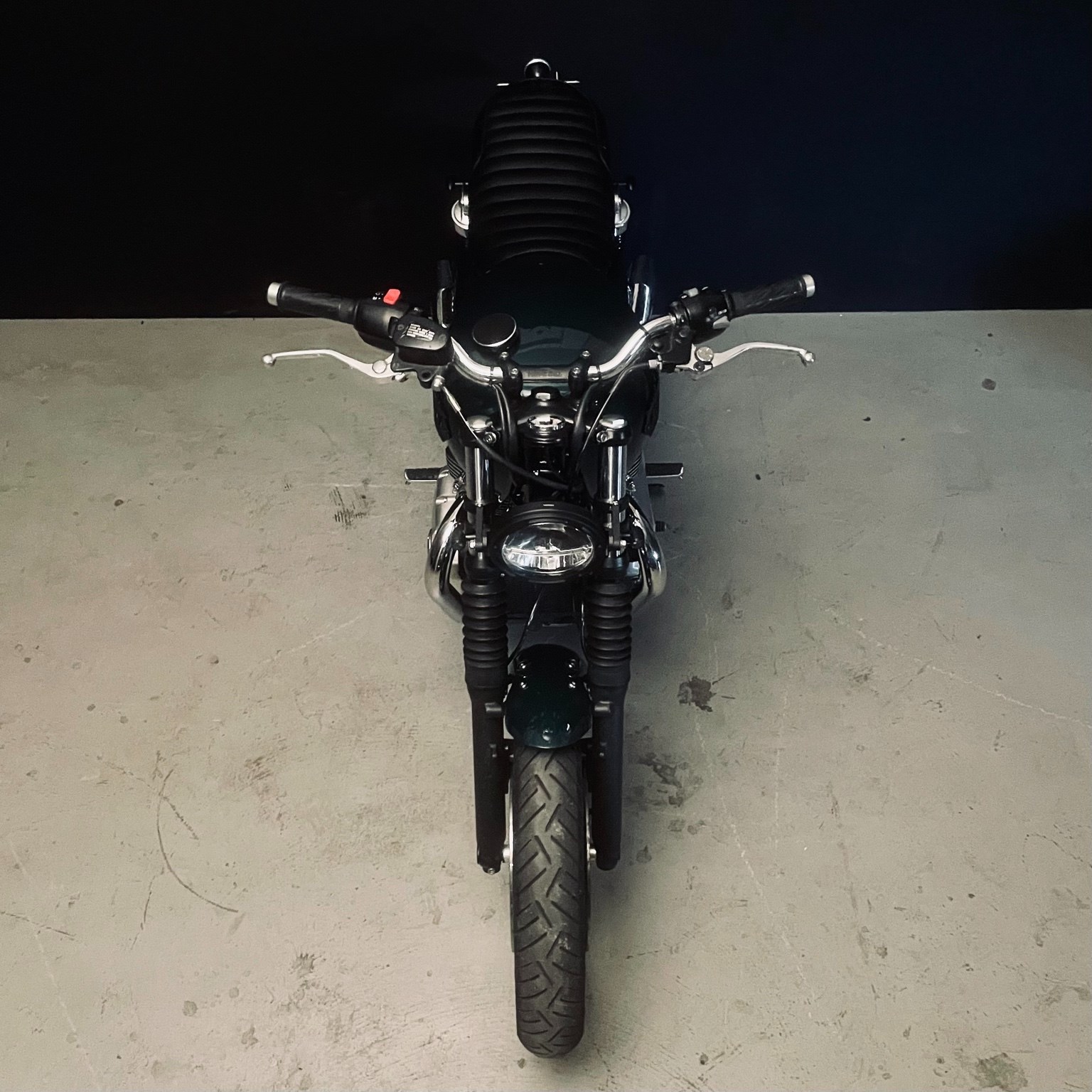 TRIUMPH Bonneville T120 ABS-image-5