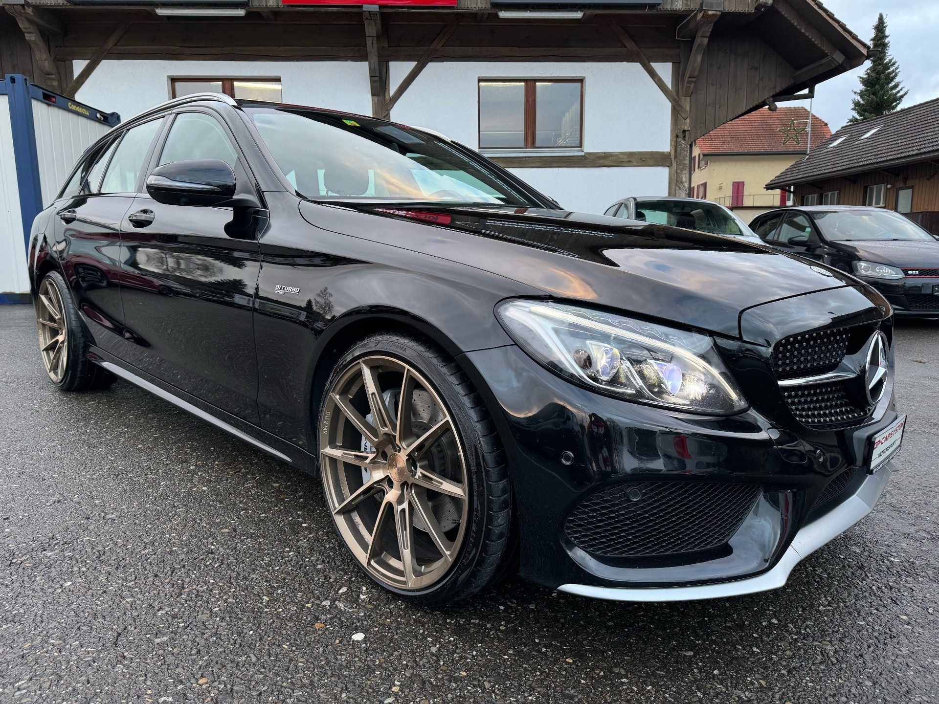MERCEDES-BENZ C 43 AMG 4Matic 9G-Tronic-image-2