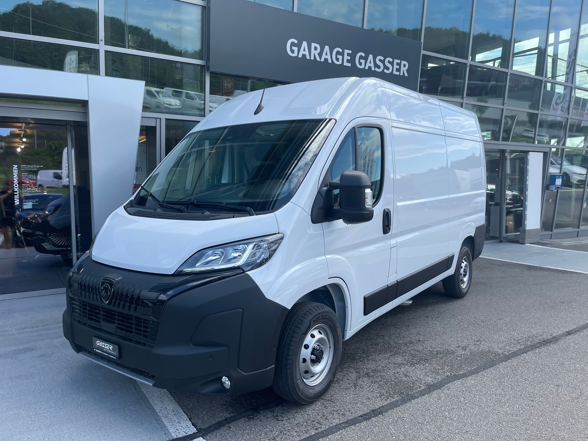 PEUGEOT Boxer 2.2 HDI 333 L2H2