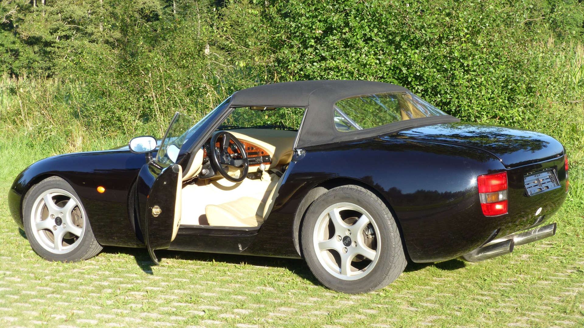 TVR Griffith V8 4.3-image-4