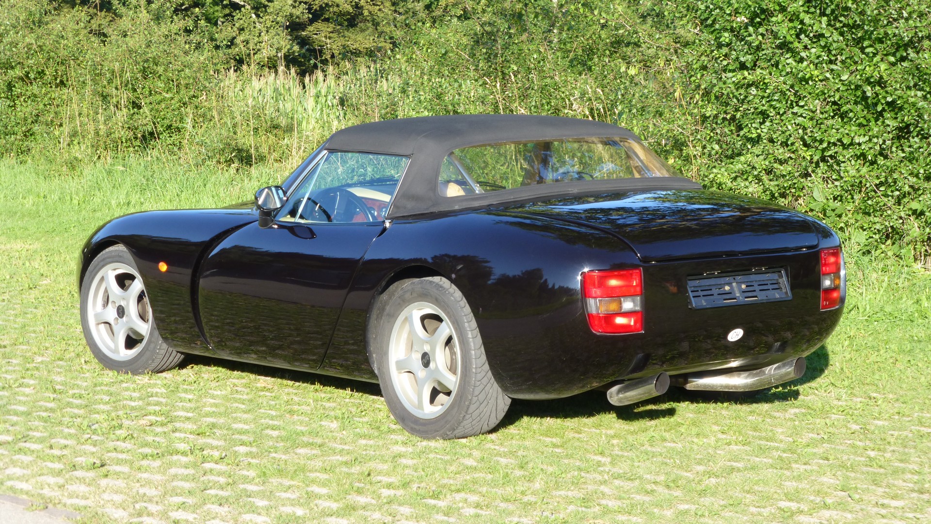 TVR Griffith V8 4.3-image-1