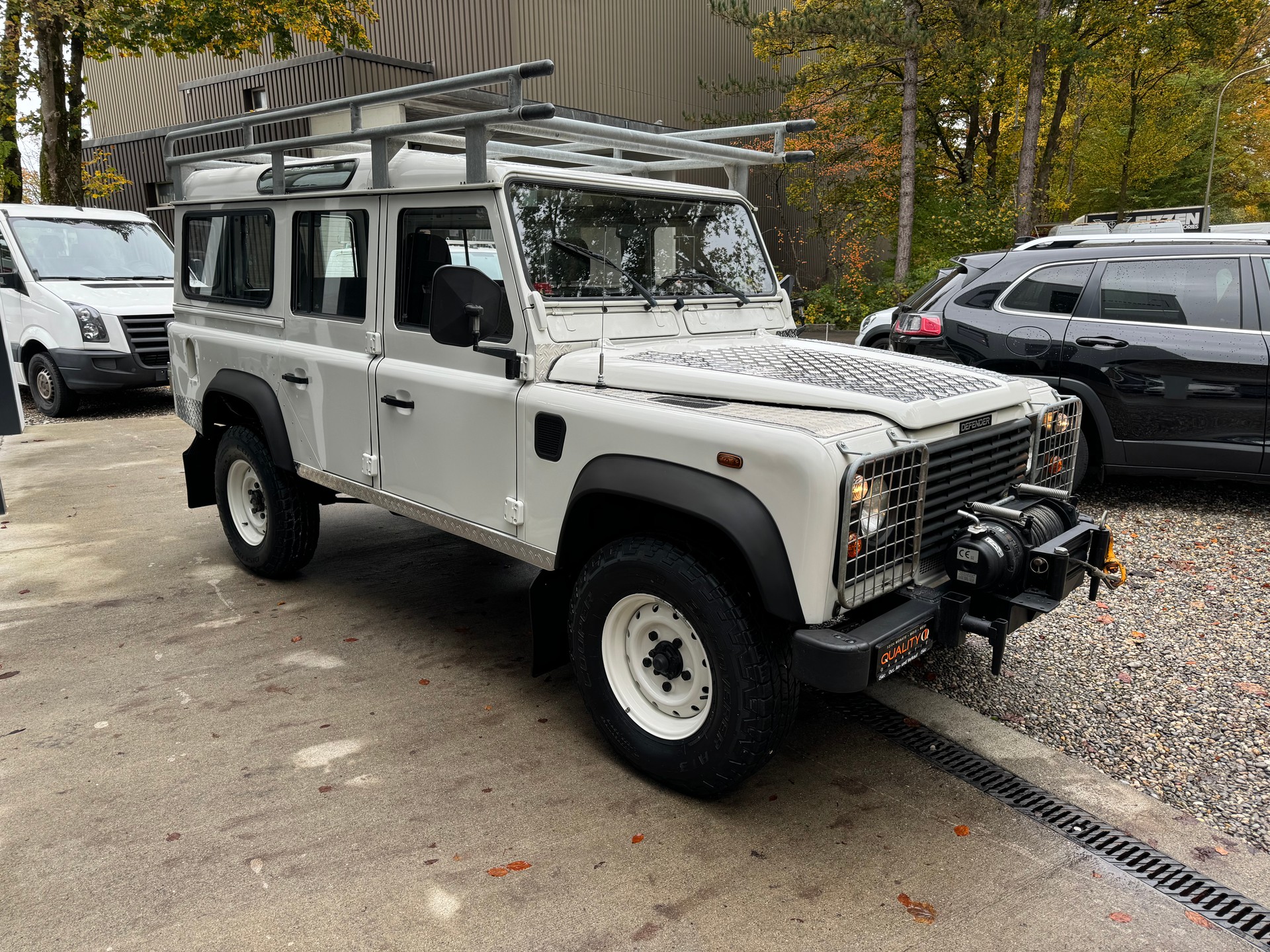 LAND ROVER Defender 110 SW 2.5 Td5-image-13