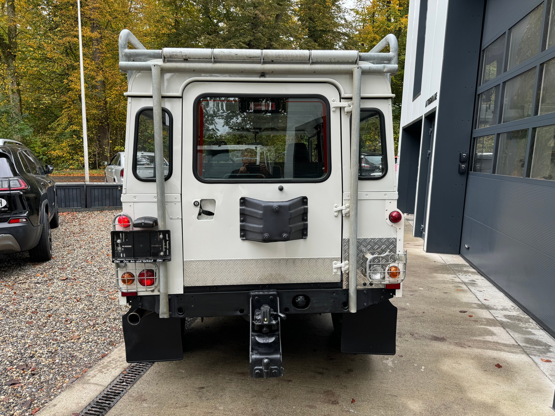 LAND ROVER Defender 110 SW 2.5 Td5-image-5