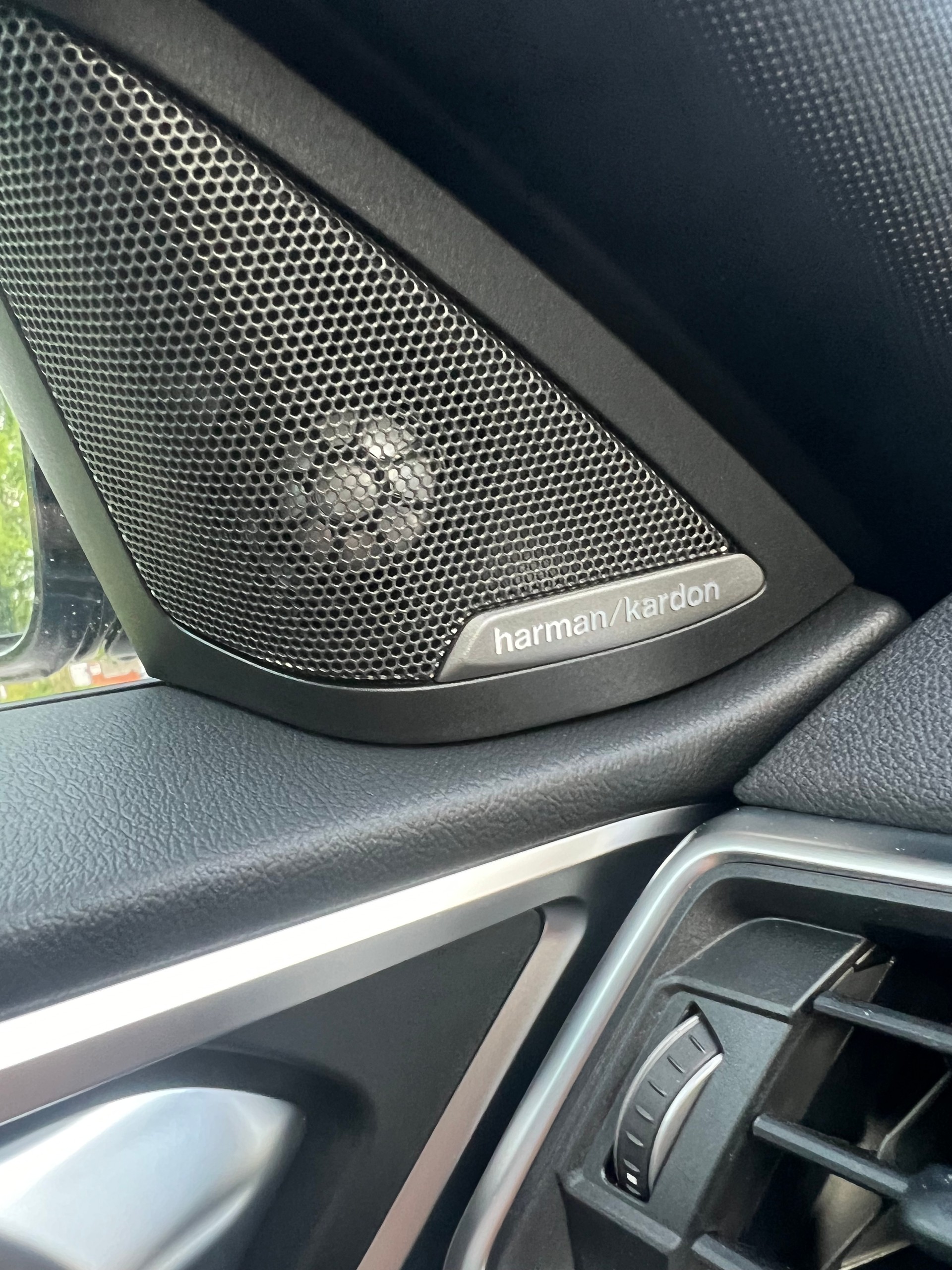 BMW i4 M50 M Sport Pro-image-9