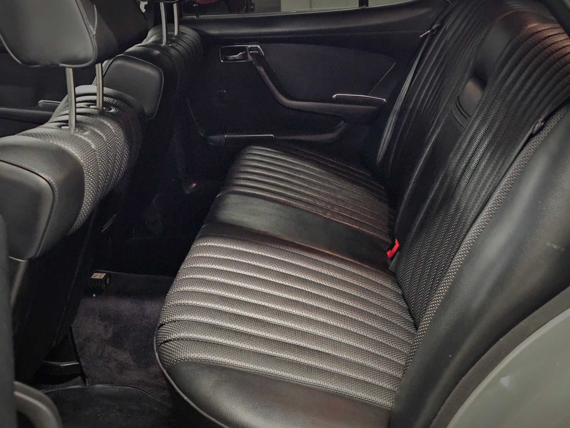 MERCEDES-BENZ 350 SE-image-13