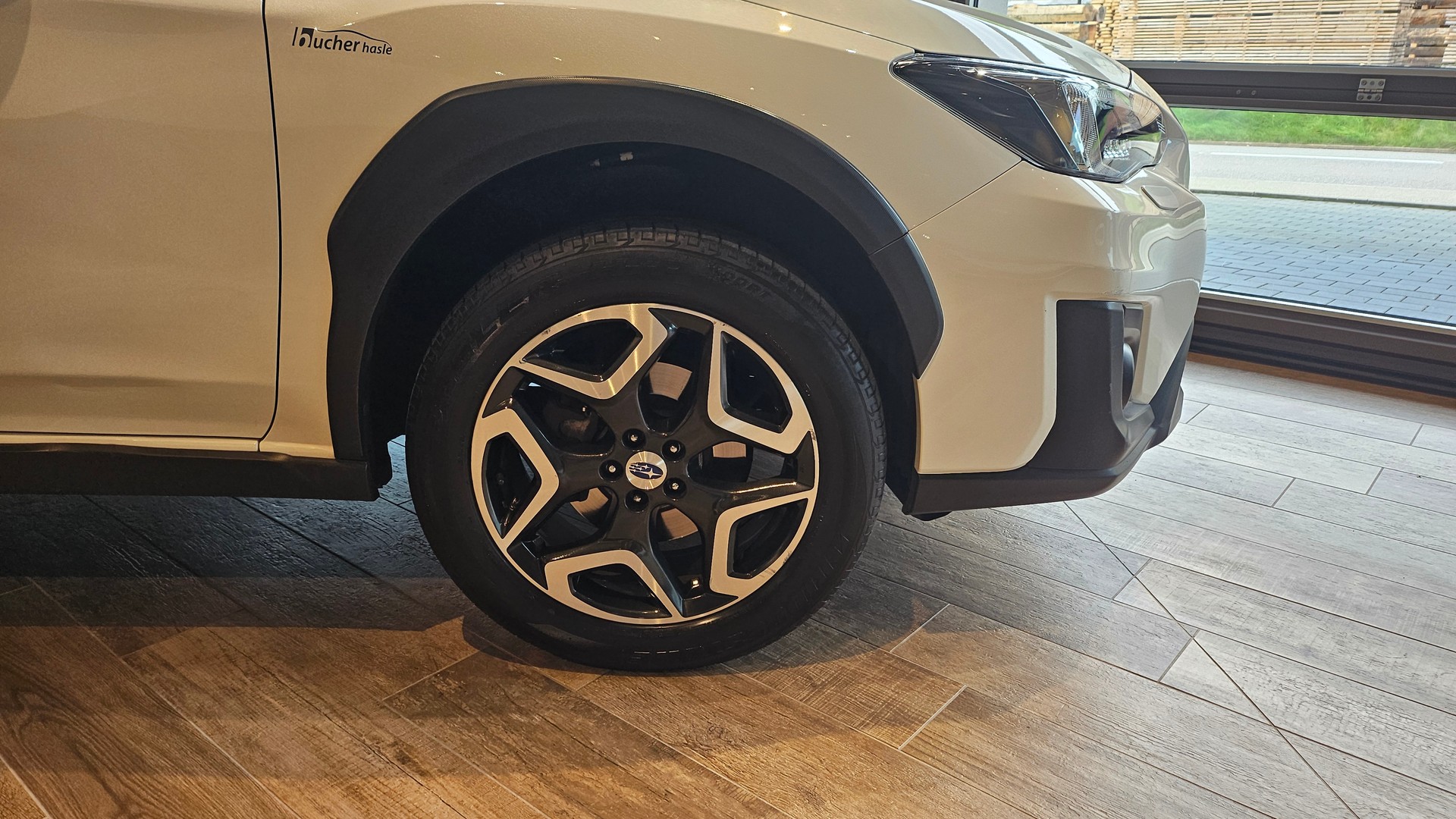 SUBARU XV 2.0 Luxury AWD Lineartronic-image-8