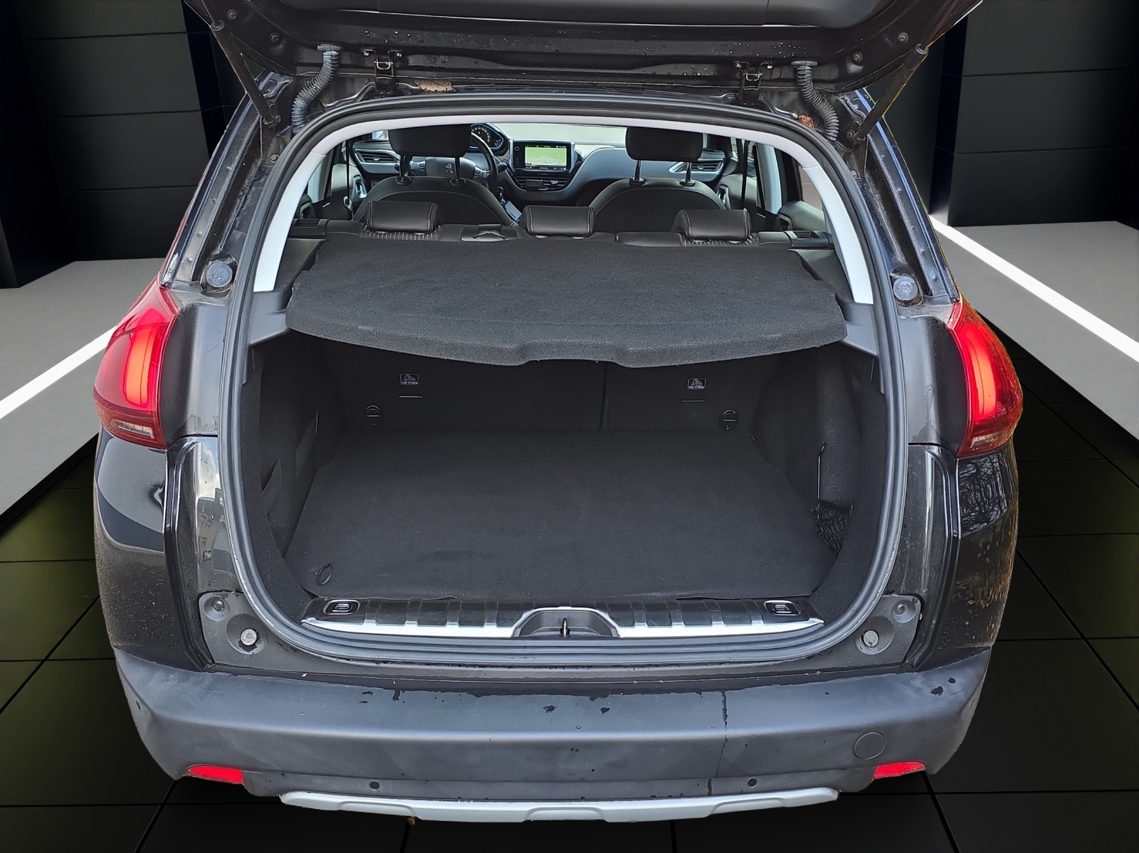PEUGEOT 2008 1.2 PureTech Allure-image-12