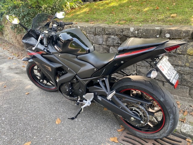 YAMAHA YZF-R3 ABS-image-1