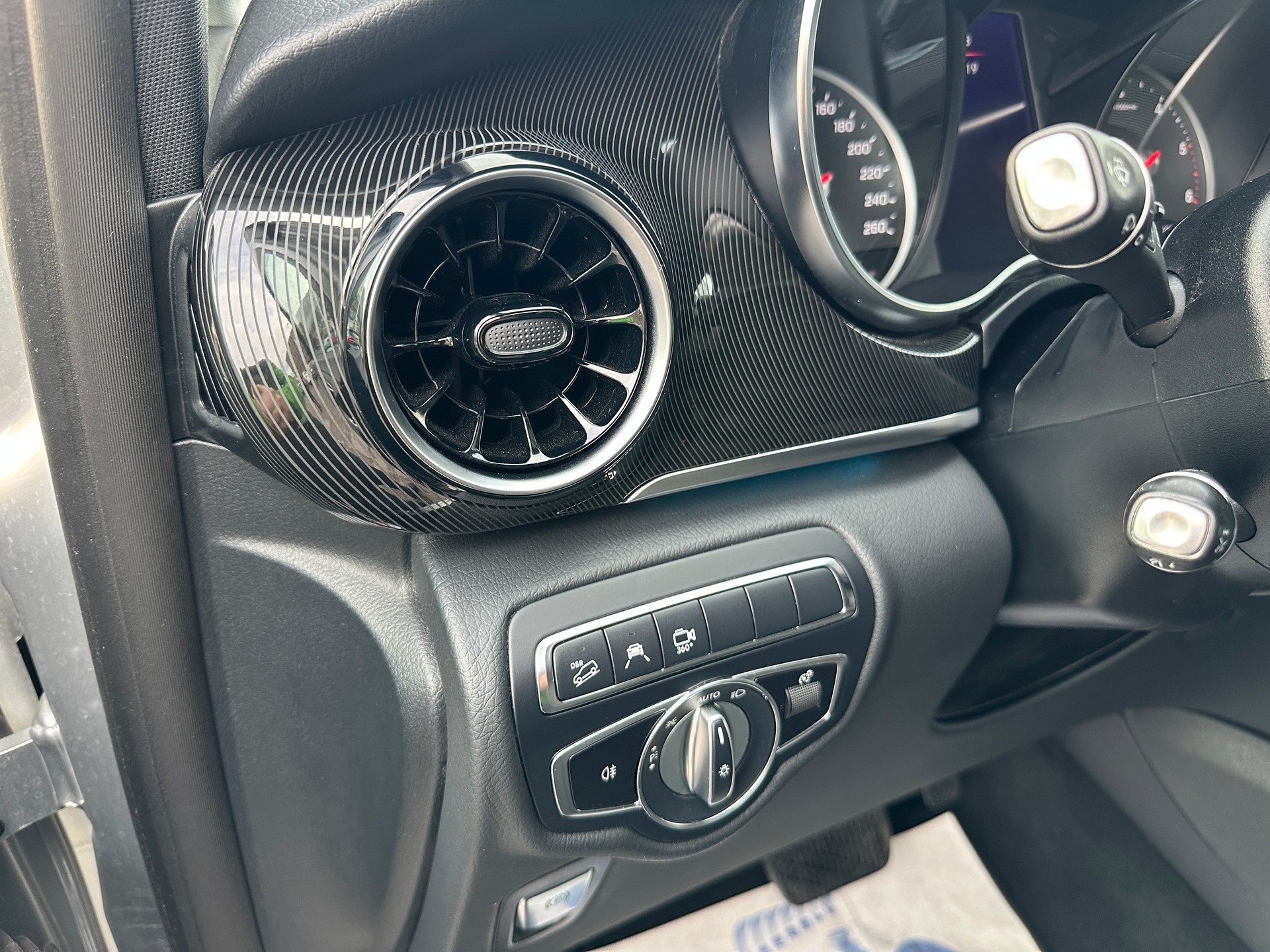 MERCEDES-BENZ V 220 d Trend lang 4Matic 9G-Tronic-image-21