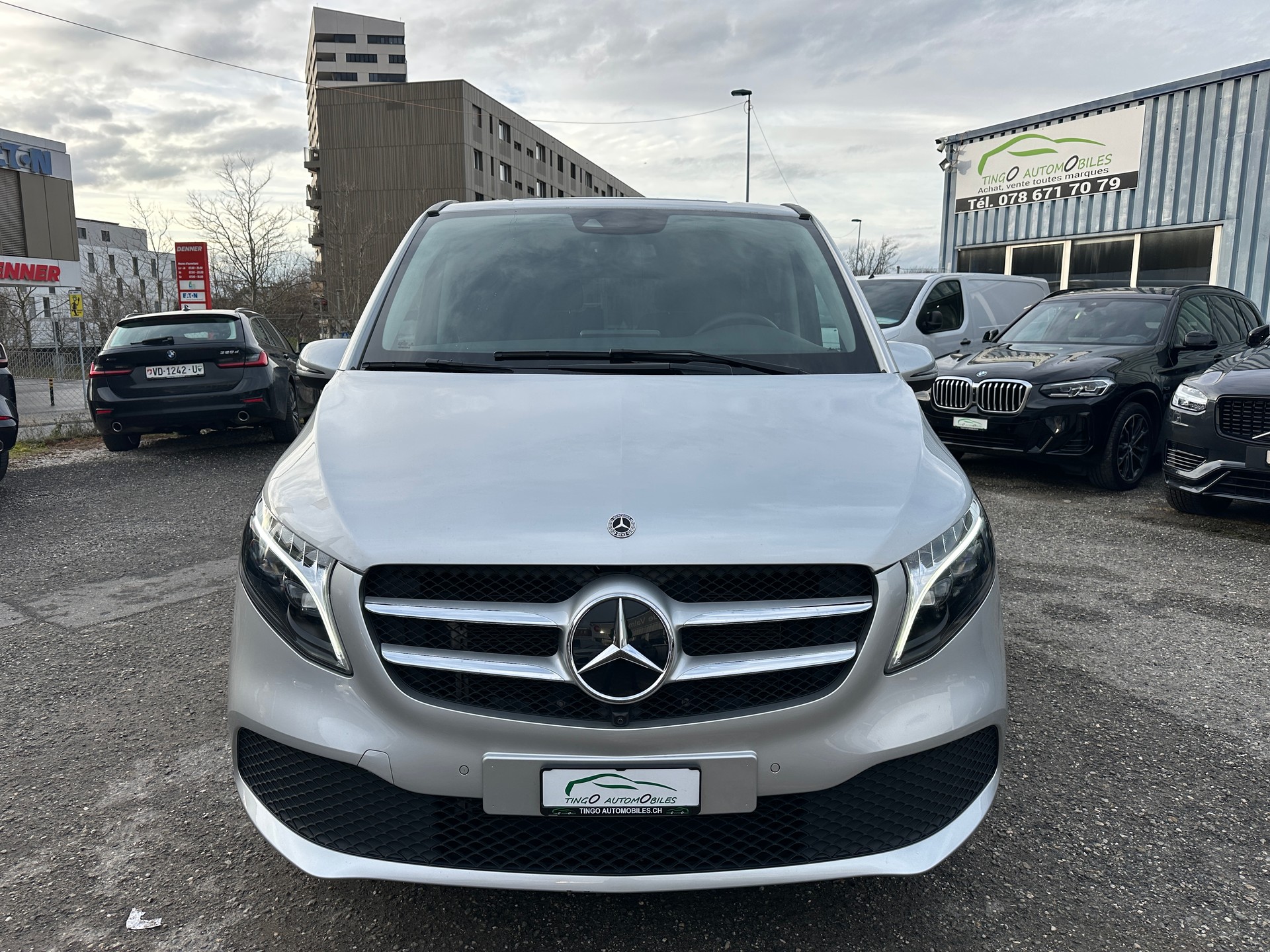 MERCEDES-BENZ V 220 d Trend lang 4Matic 9G-Tronic-showroom-element-2