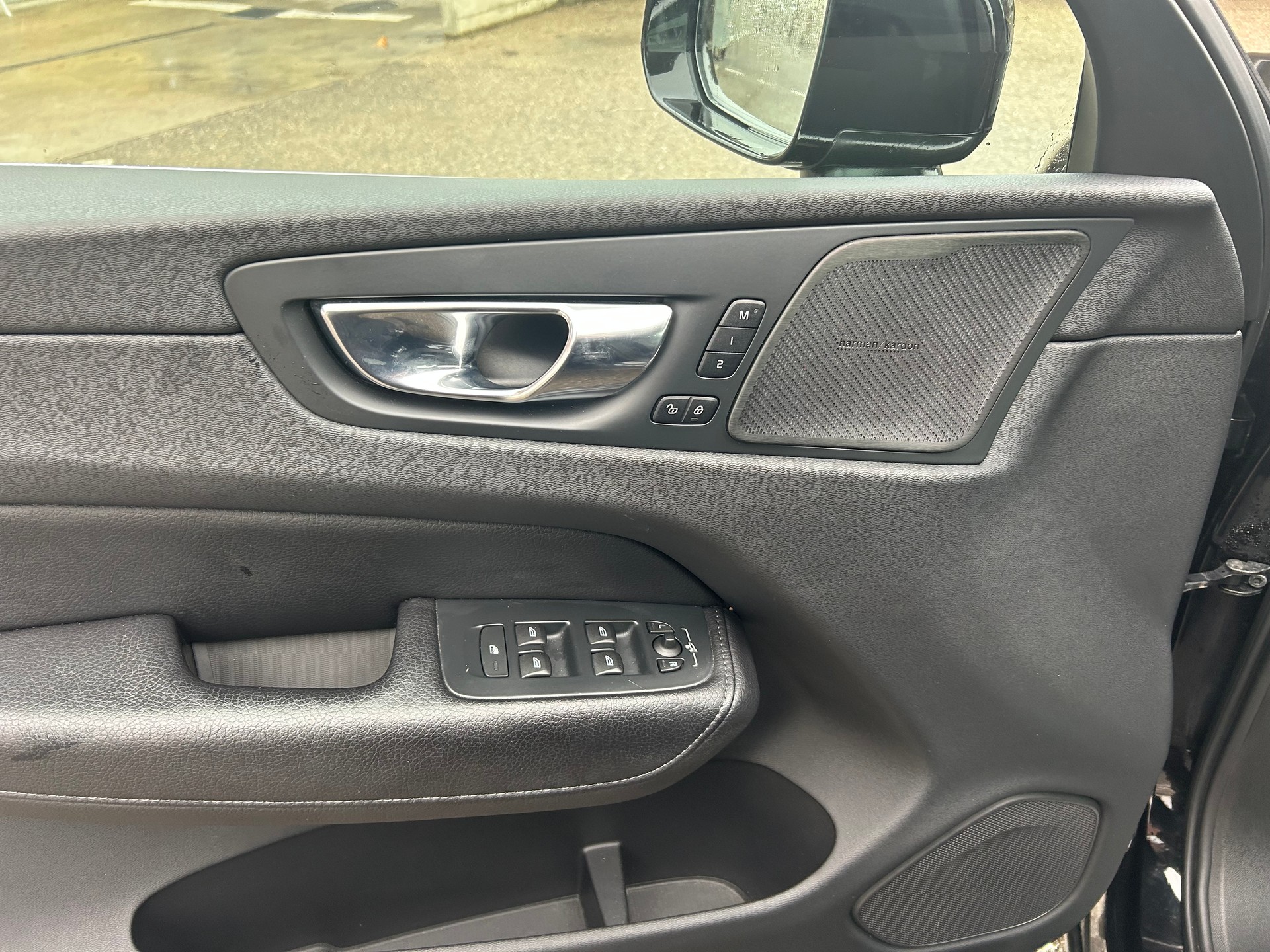 VOLVO XC60 T8 eAWD Inscription Geartronic-image-10