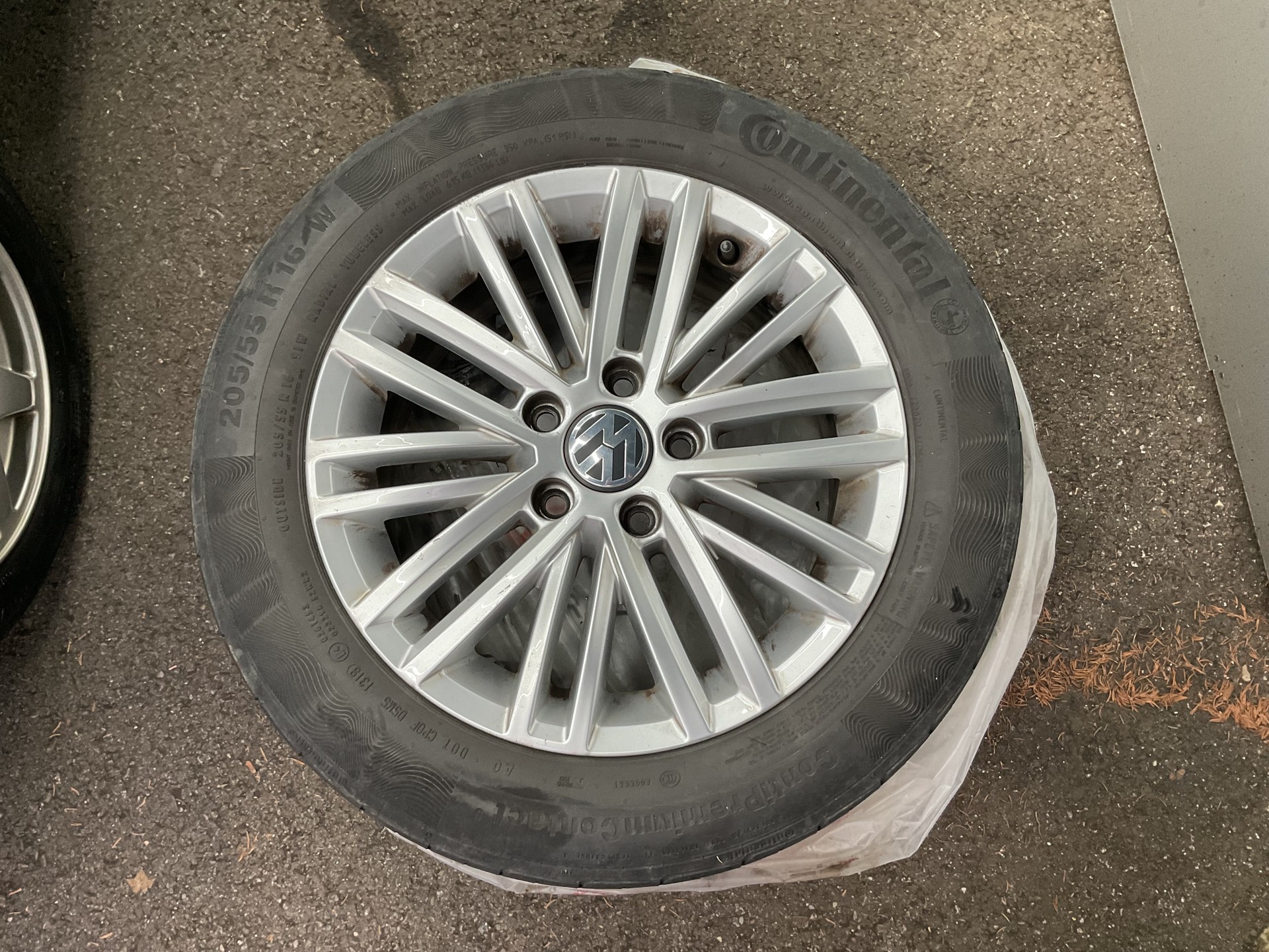 VW Touran 1.6 TDI BMT Comfortline DSG-image-12