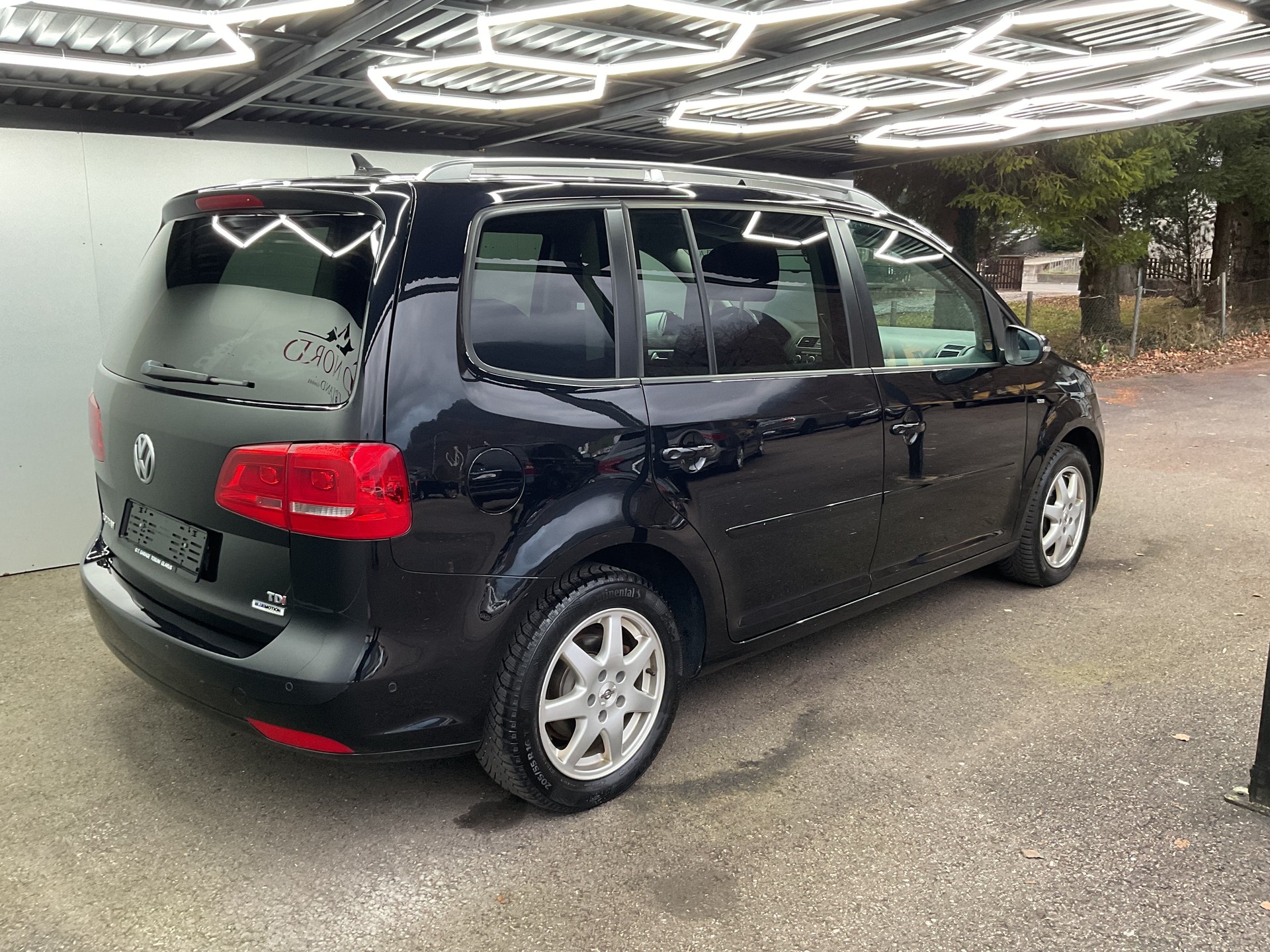VW Touran 1.6 TDI BMT Comfortline DSG-image-5