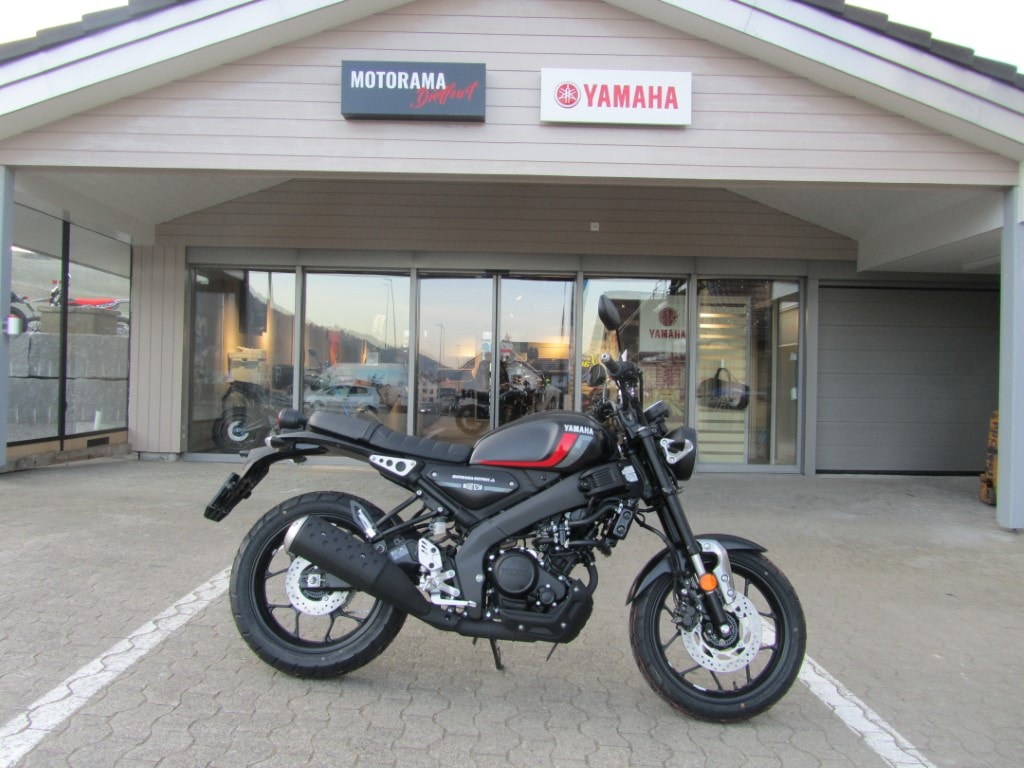 YAMAHA XSR 125-image-0