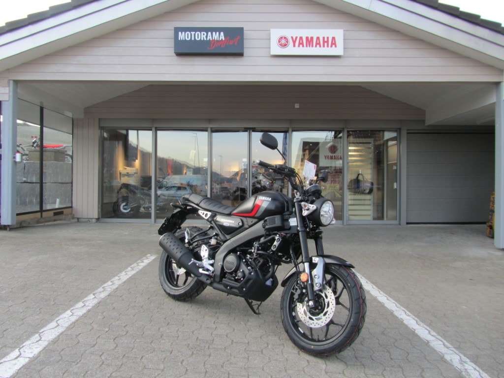 YAMAHA XSR 125-image-1