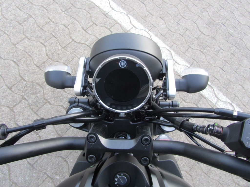 YAMAHA XSR 125-image-4