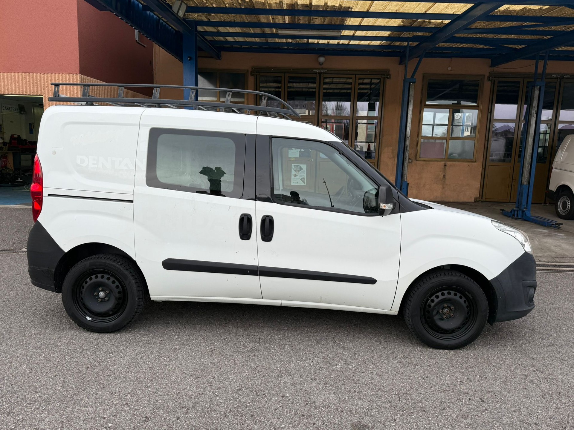 OPEL Combo 1.3 CDTI 2.2 L1H1-image-2