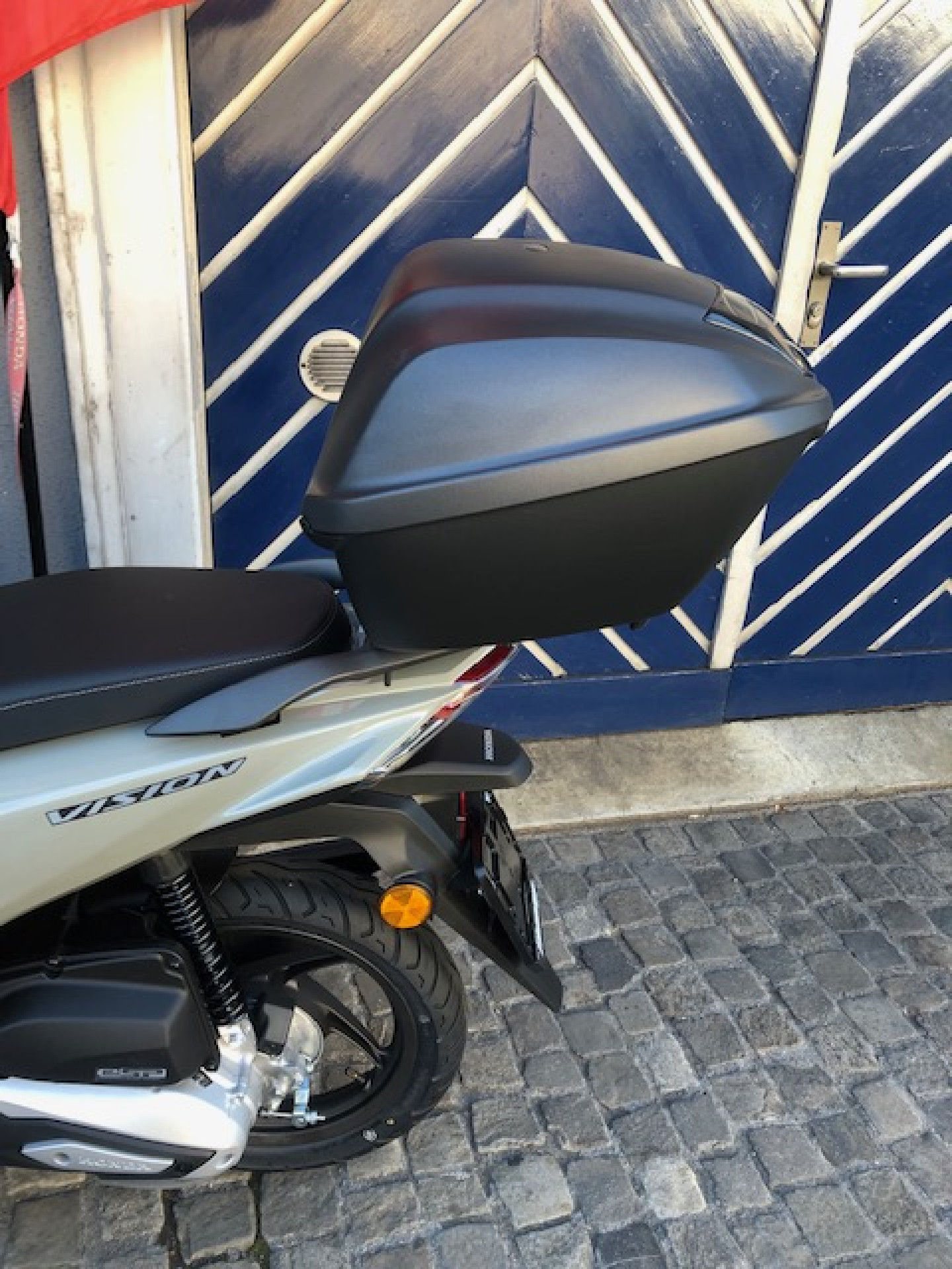 HONDA NSC 110 Vision Modell 2026 Inklusive Top Box-image-3