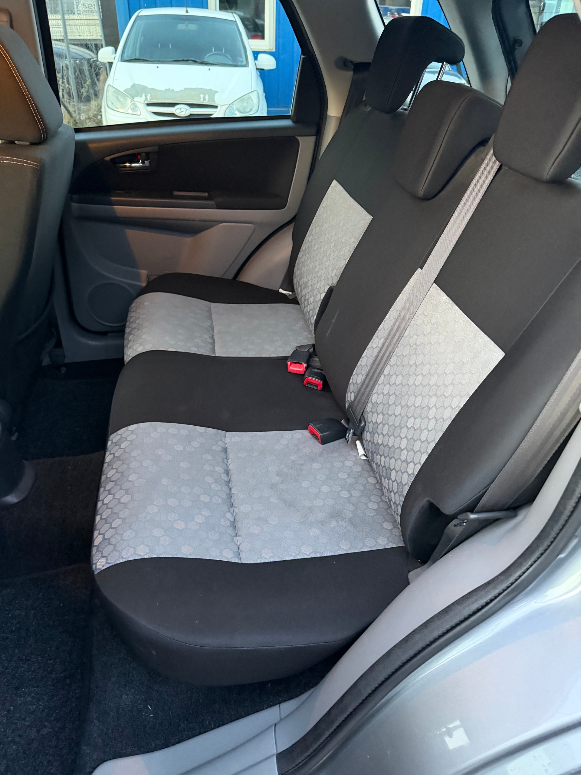 SUZUKI SX4 2.0 TD GL Top 4WD-image-7