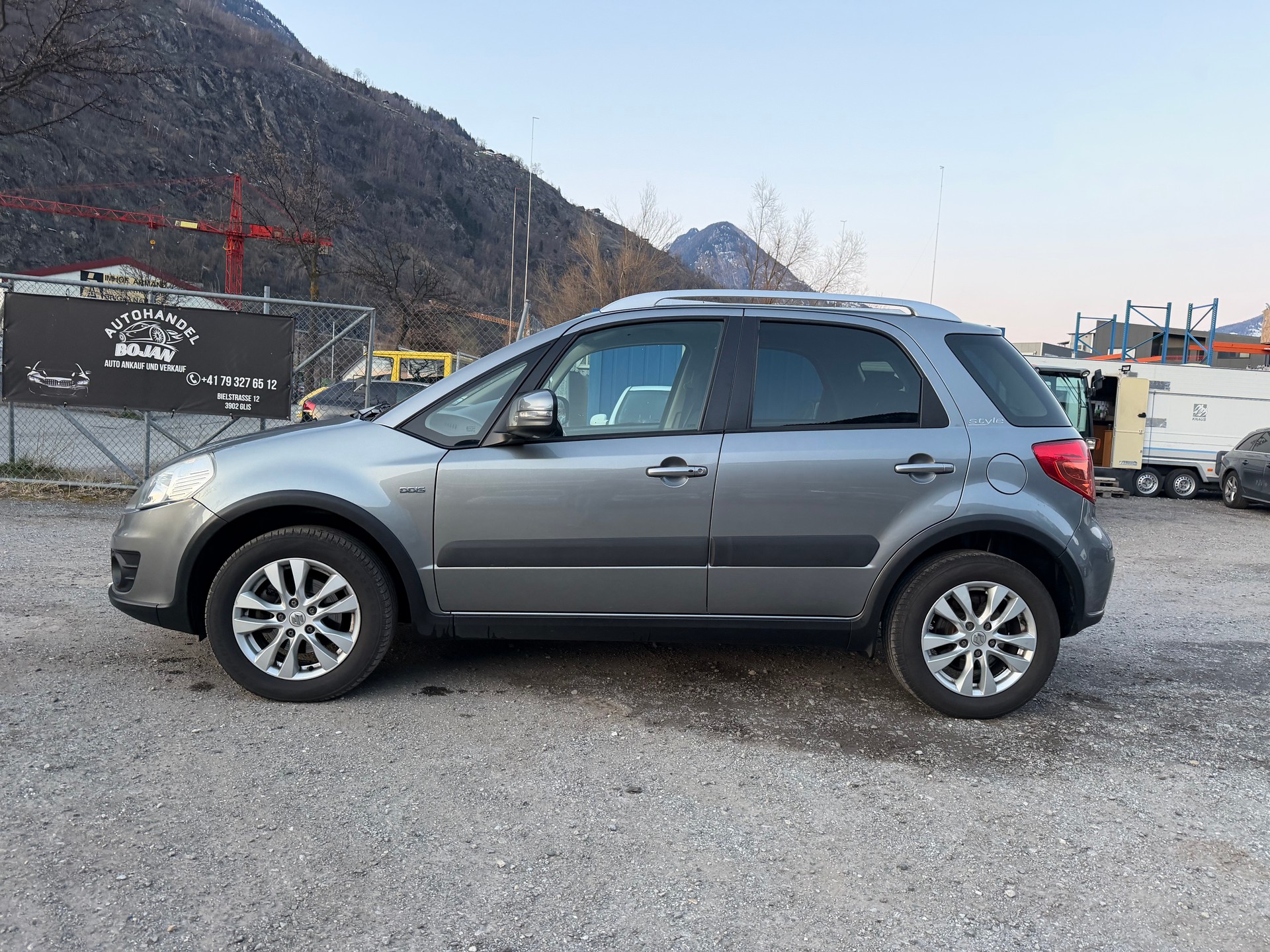 SUZUKI SX4 2.0 TD GL Top 4WD-showroom-element-1