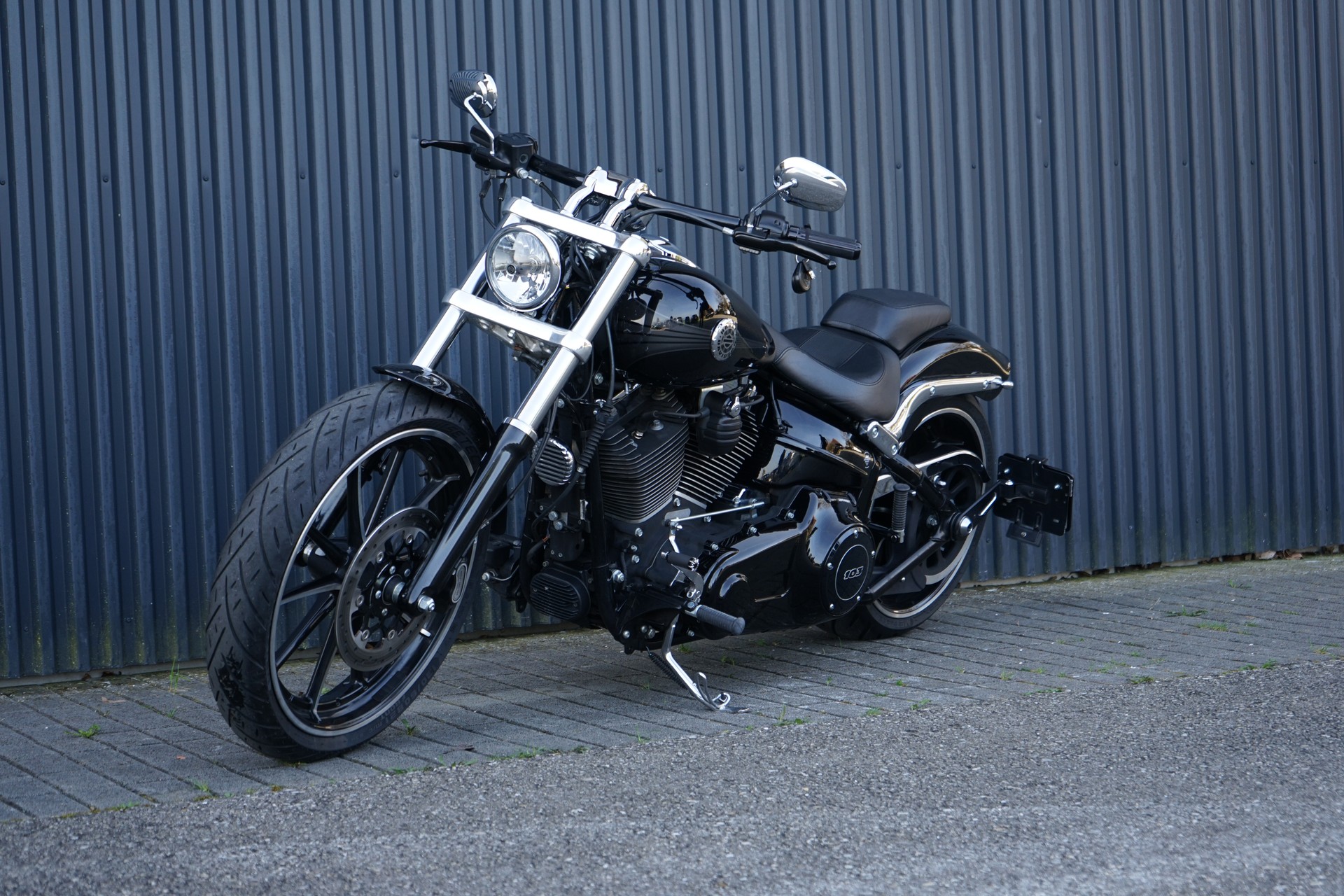 HARLEY-DAVIDSON FXSB Breakout 103 ABS-image-2