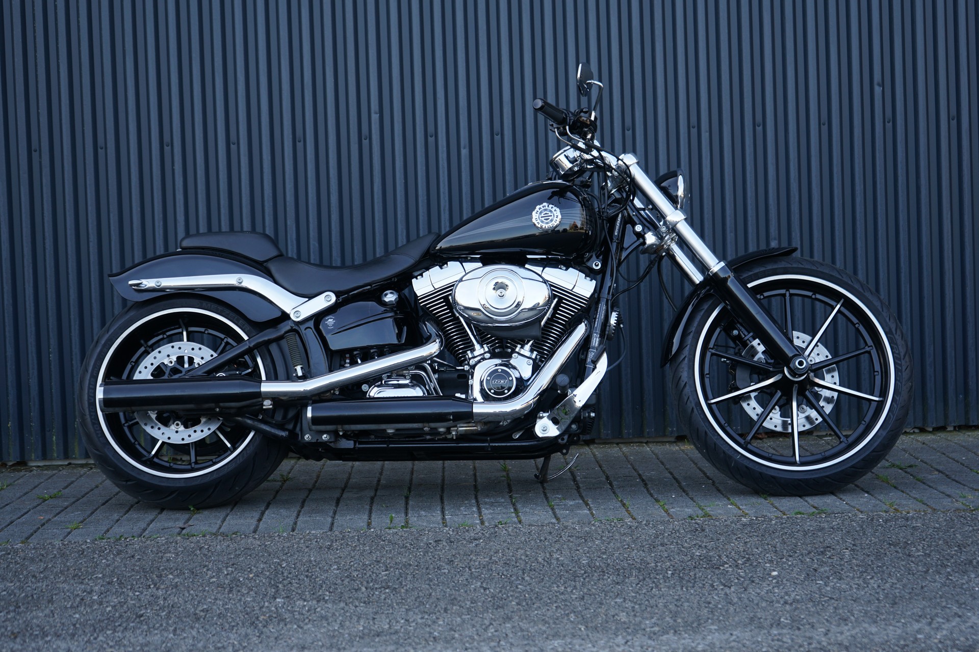 HARLEY-DAVIDSON FXSB Breakout 103 ABS-image-0