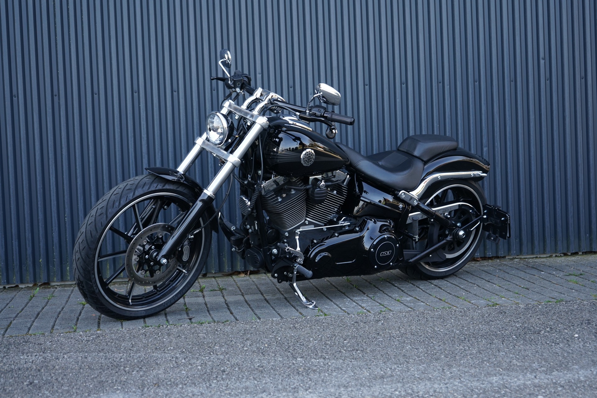 HARLEY-DAVIDSON FXSB Breakout 103 ABS-image-1