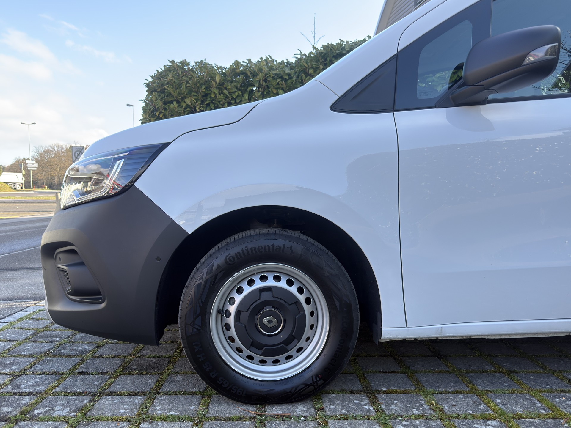 RENAULT Kangoo Van 1.5 dCi 95 Extra-image-25