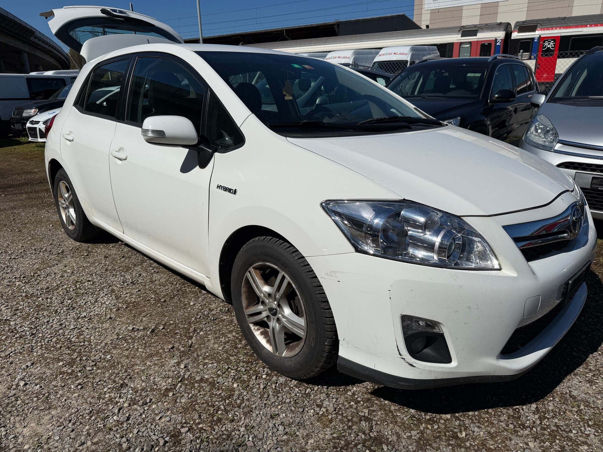 TOYOTA Auris 1.8 16V HSD Linea Luna-image-2