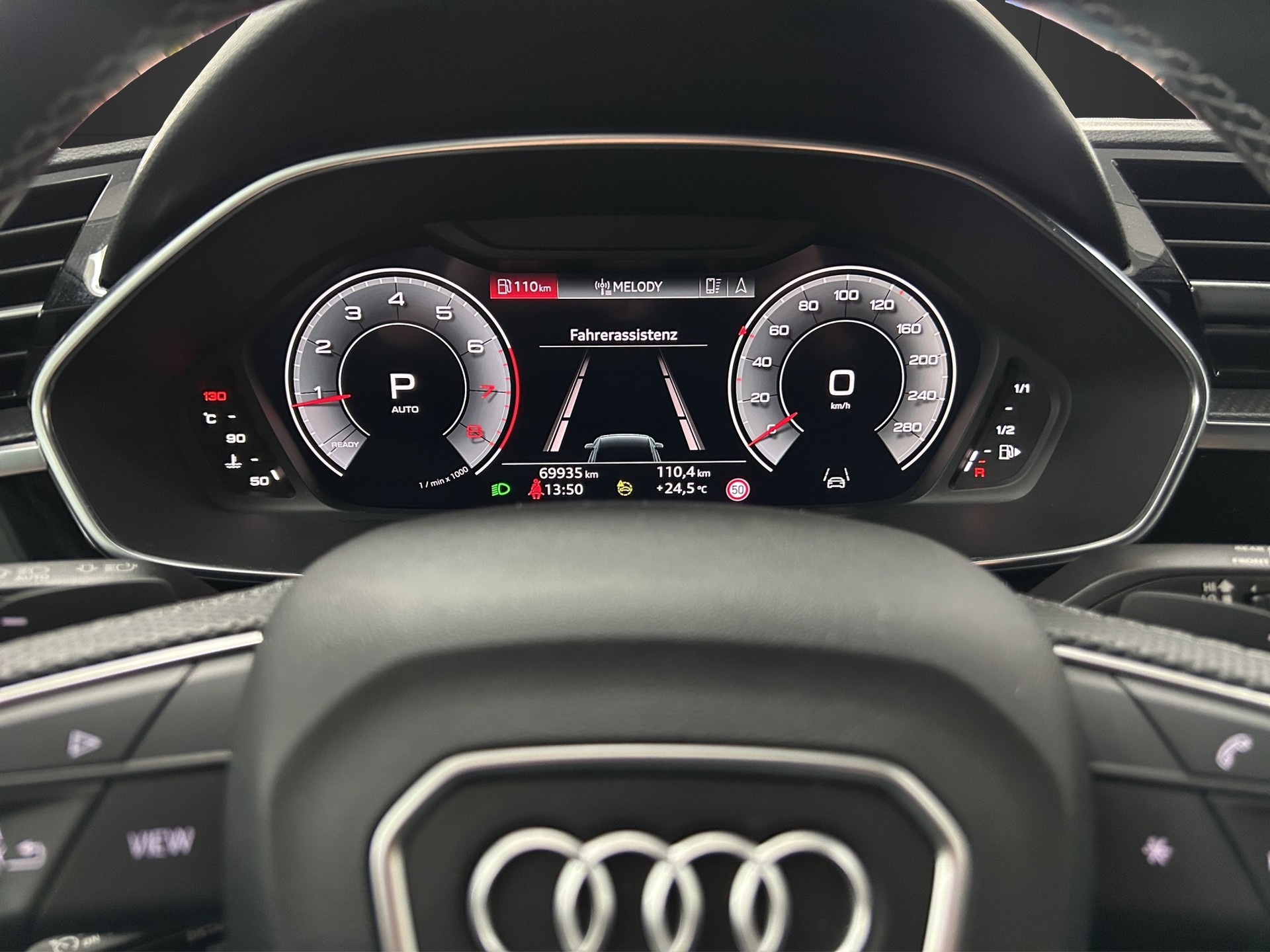 AUDI Q3 Sportback 40 TFSI S line quattro S-tronic-image-10