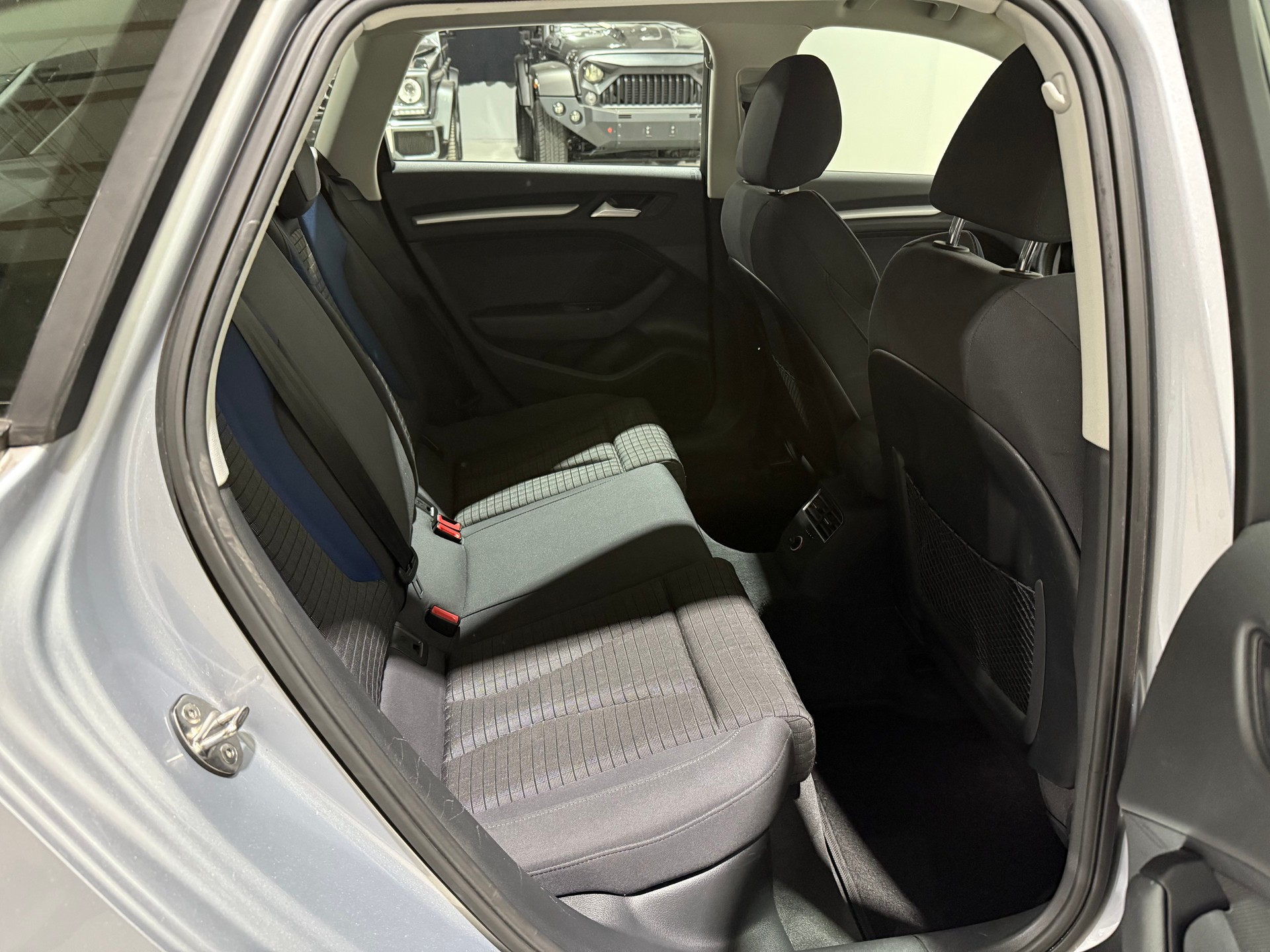 AUDI A3 Sportback 1.8 TFSI Ambition quattro S-tronic-image-14