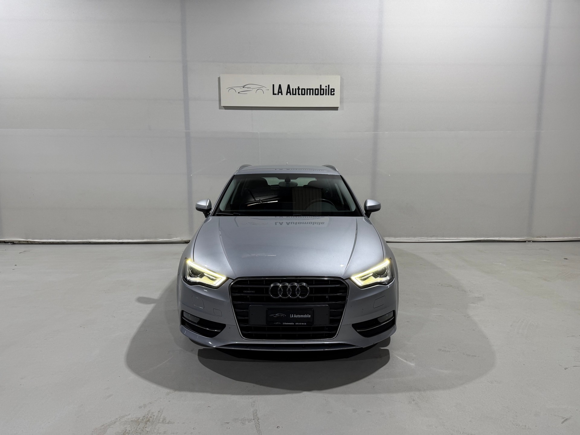 AUDI A3 Sportback 1.8 TFSI Ambition quattro S-tronic-image-3