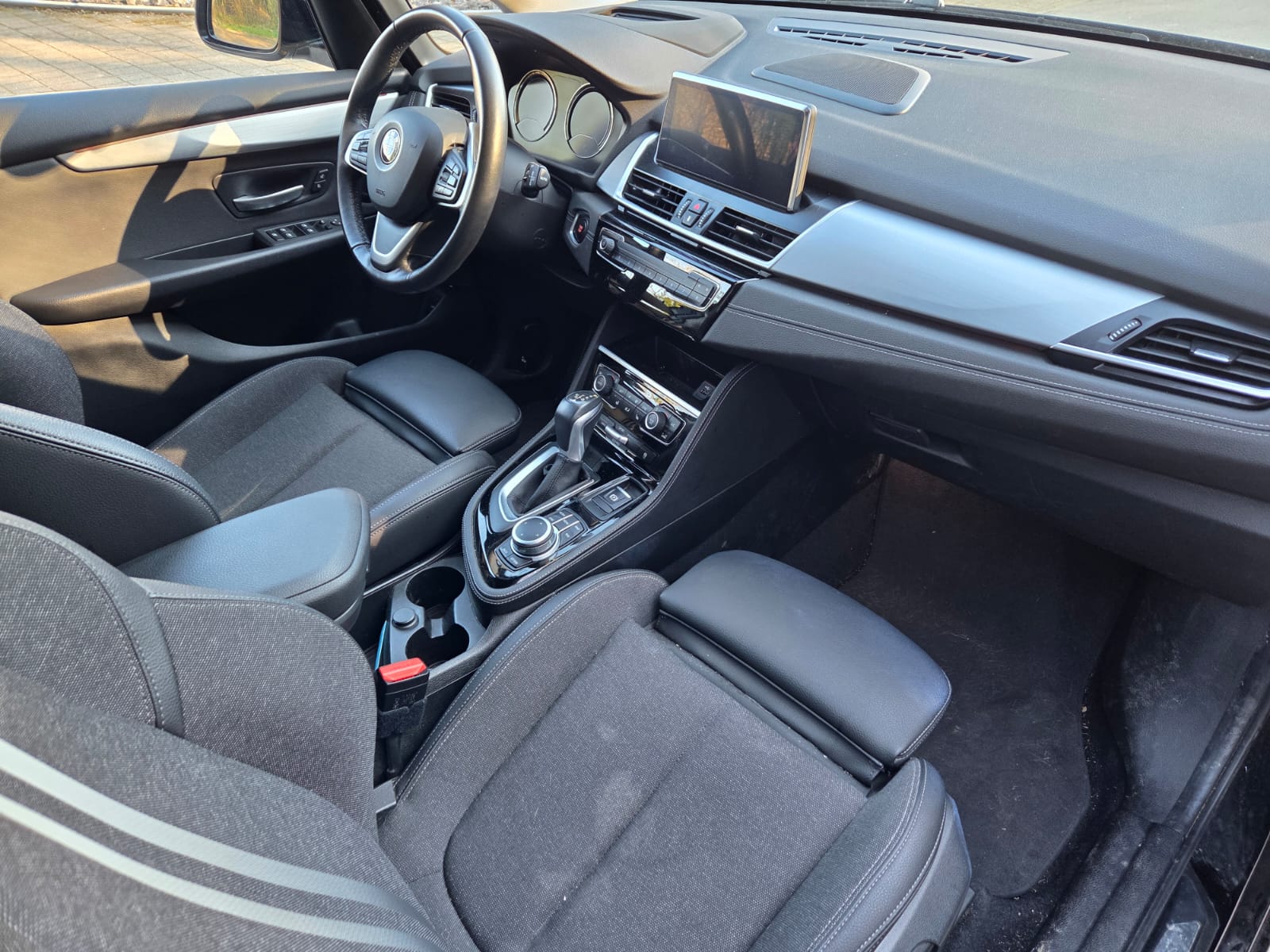 BMW 225xe iPerformance Active Tourer Sport Line Steptronic-image-14