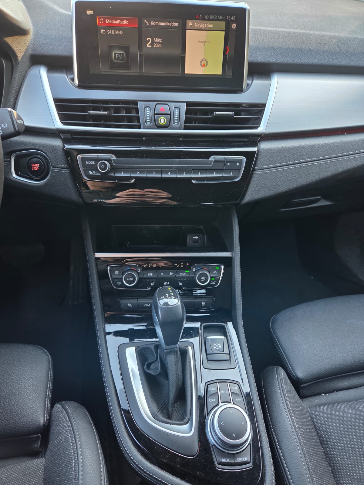 BMW 225xe iPerformance Active Tourer Sport Line Steptronic-image-13