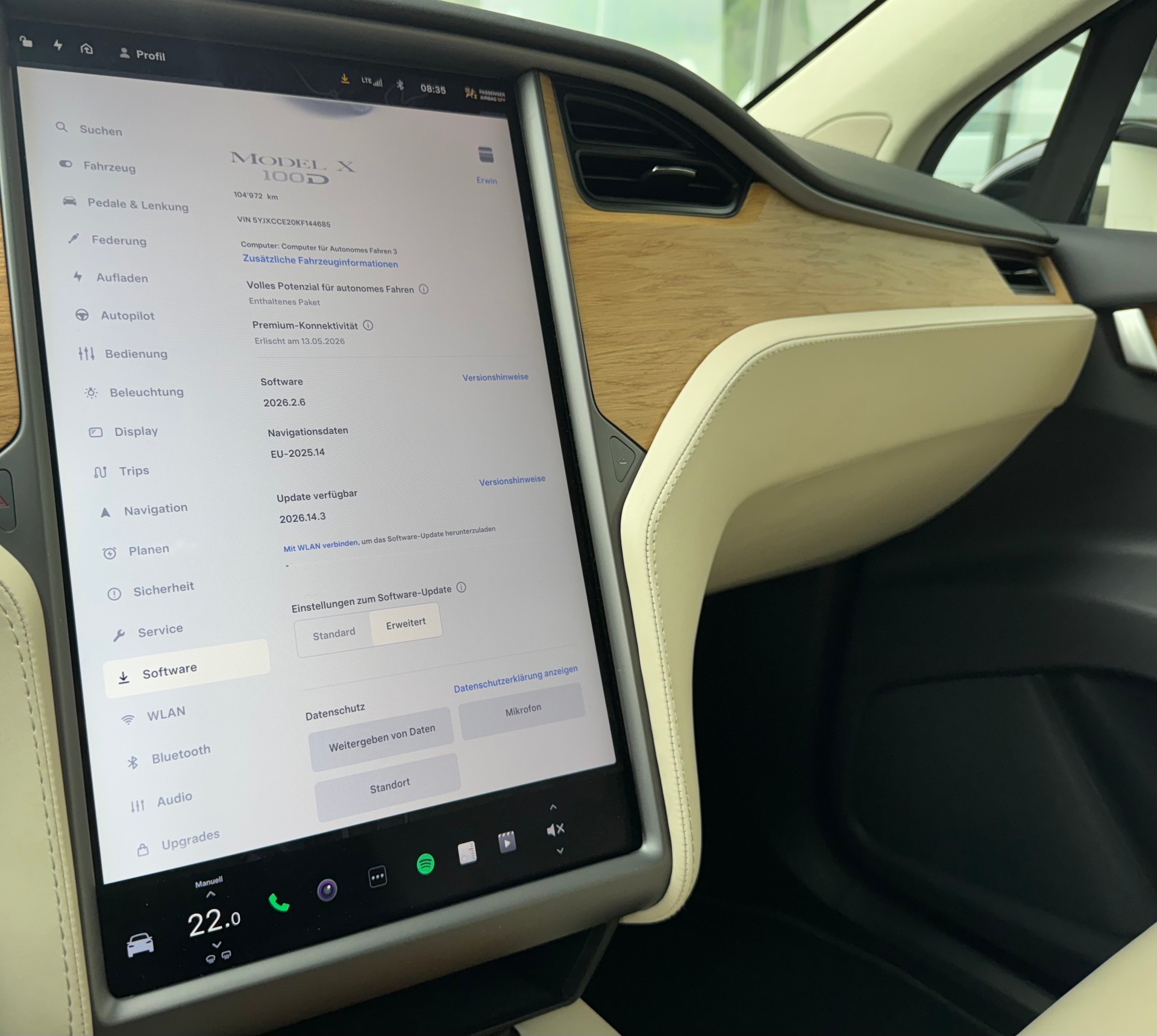 TESLA Model X 100 D-image-17