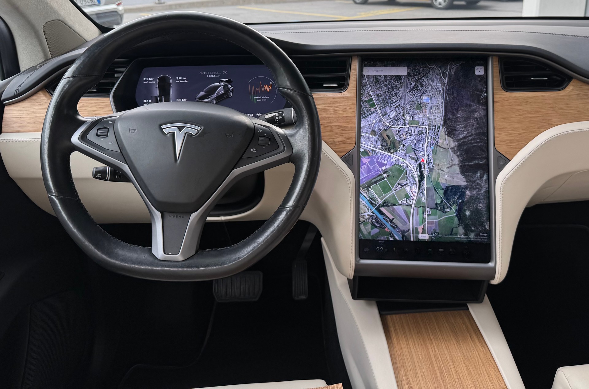 TESLA Model X 100 D-image-15