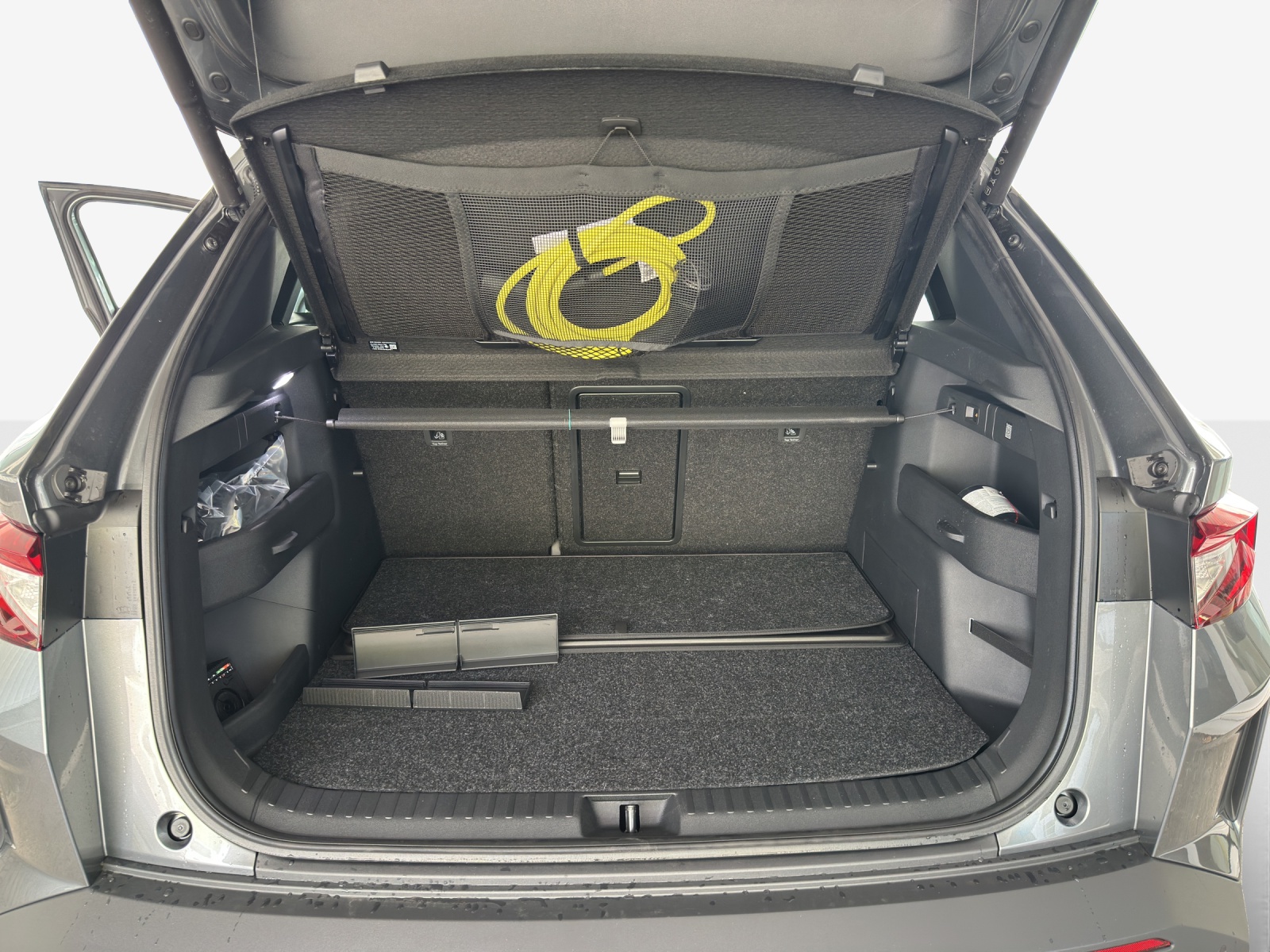 SKODA Elroq RS 4x4-image-12