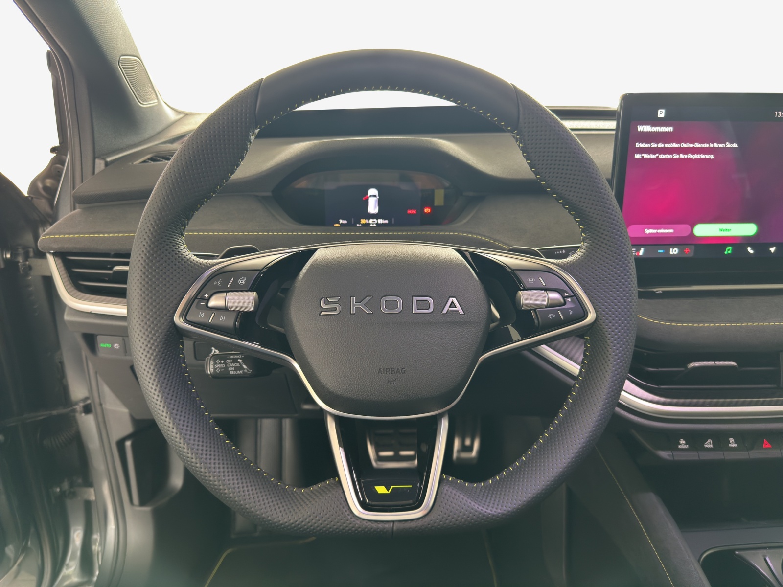 SKODA Elroq RS 4x4-image-9