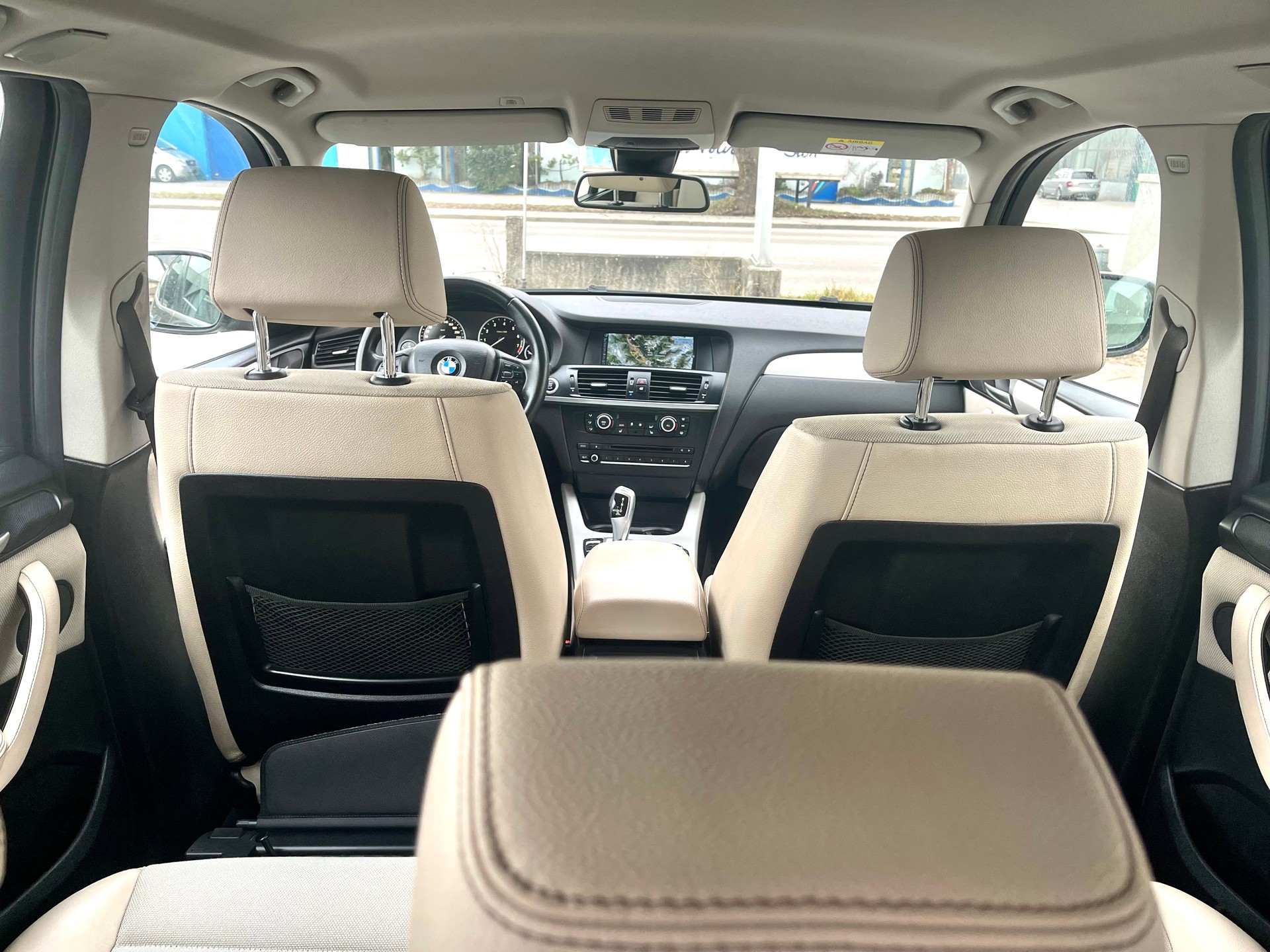 BMW X3 xDrive 20i Steptronic-image-9