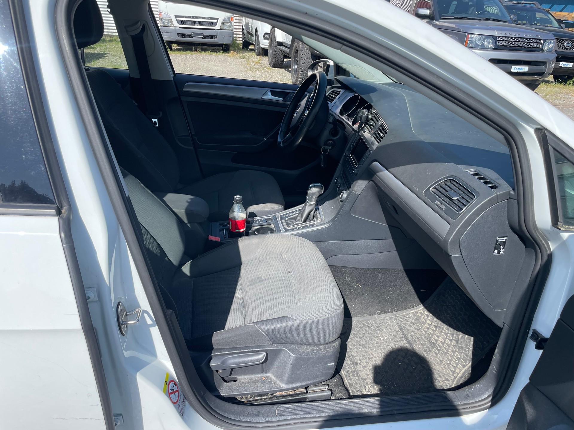 VW Golf 1.6 TDI Trendline DSG-image-11