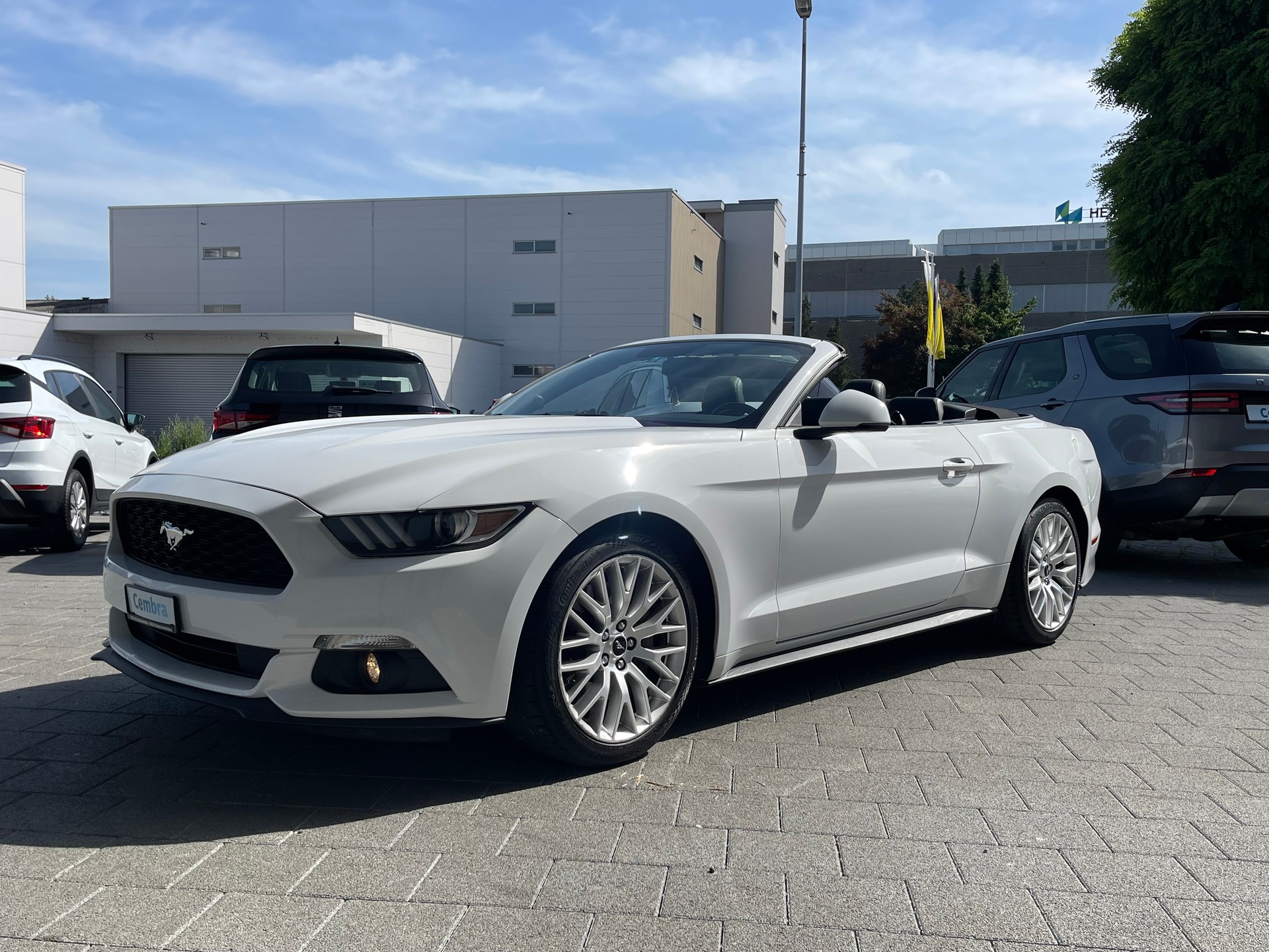 FORD Mustang Convertible 2.3 Automat