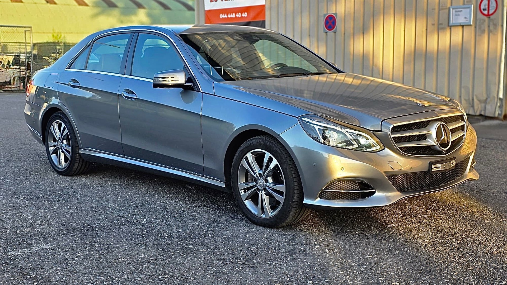 MERCEDES-BENZ E 400 Avantgarde 4Matic 7G-Tronic-image-1